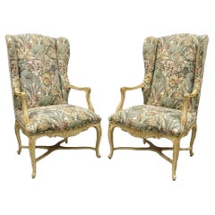 Paire de chaises longues Wingback Upholstering de style provincial Louis XV