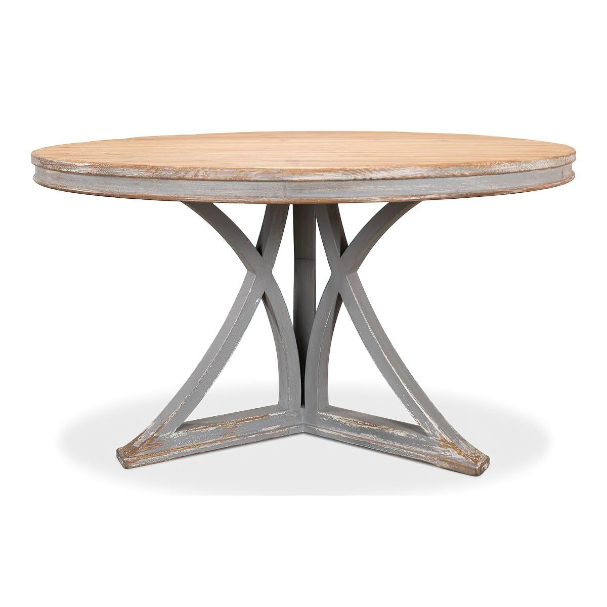 Bois Table de salle à manger ronde de style campagnard français en vente