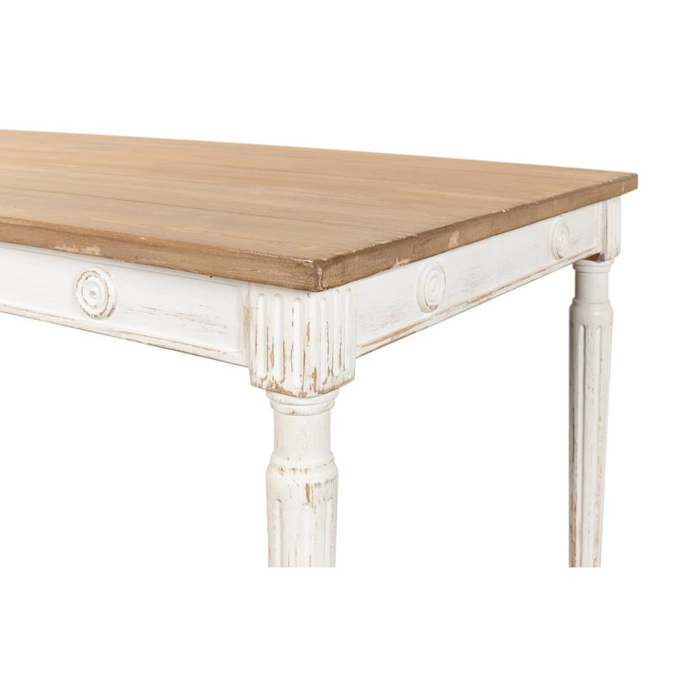 Table de salle à manger rustique à la française Neuf - En vente à Westwood, NJ
