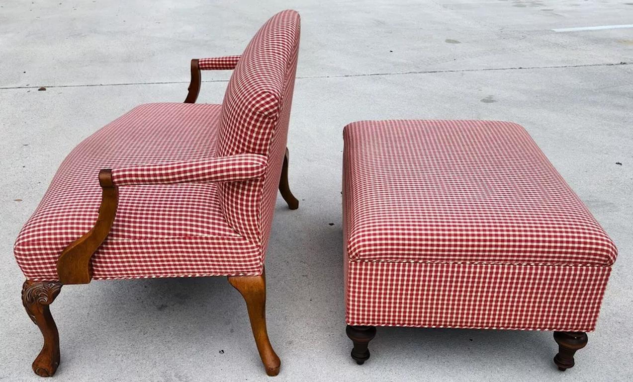 Französisches Landhaus-Sessel- und Ottomane-Set im Angebot 1