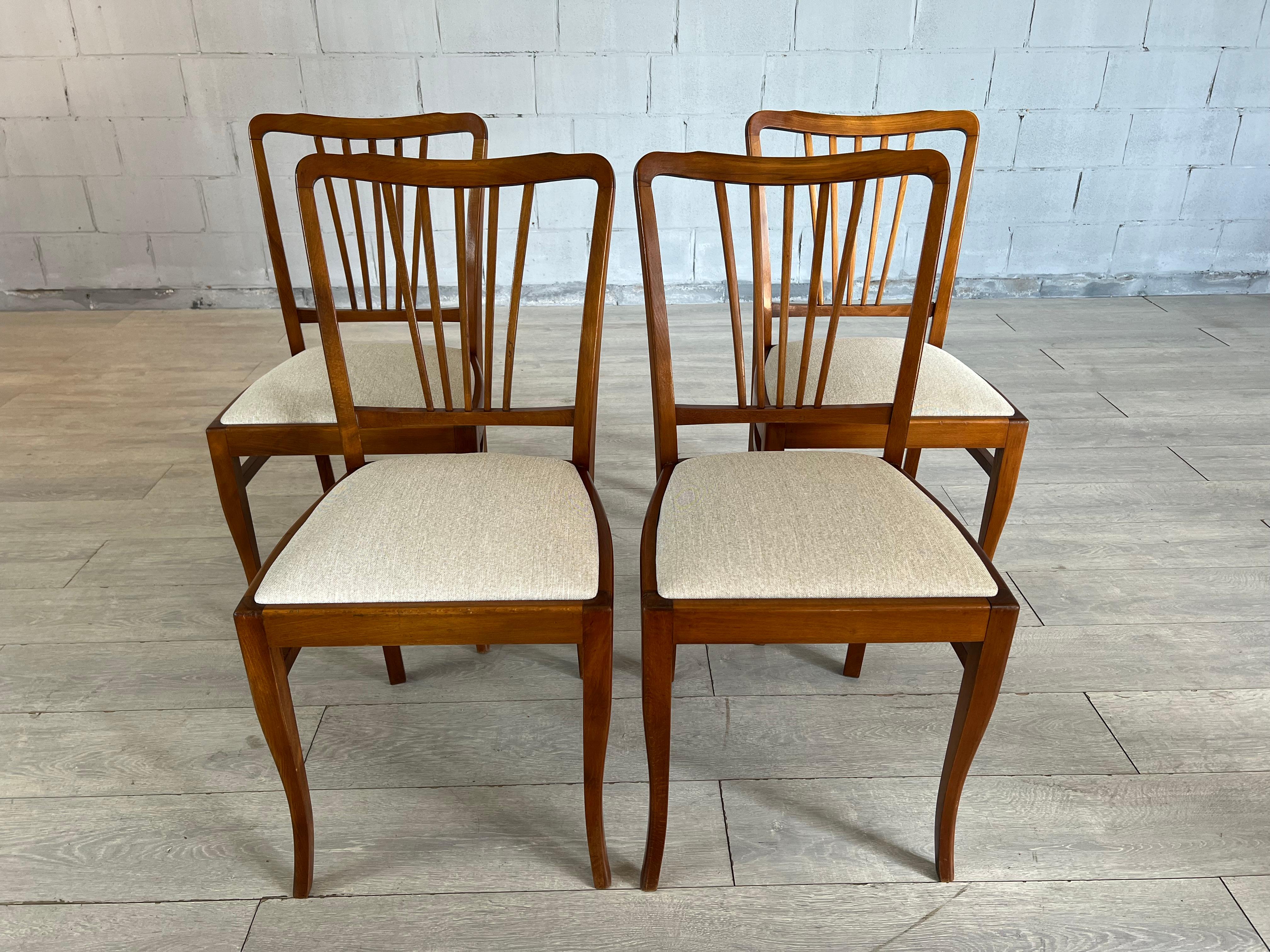 Mid-Century Modern French Country Splat Back Dining Chairs, Reupholstered - Set of 4 For Sale
