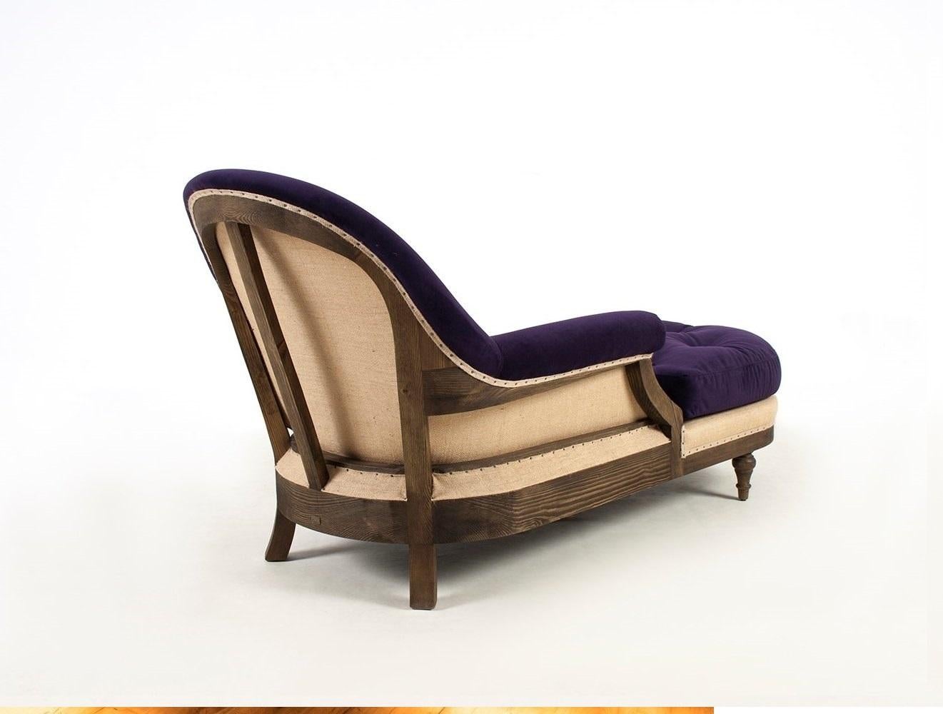 Französische Chaiselongue im Landhausstil mit maßgefertigten Samtfarben (Moderne) im Angebot