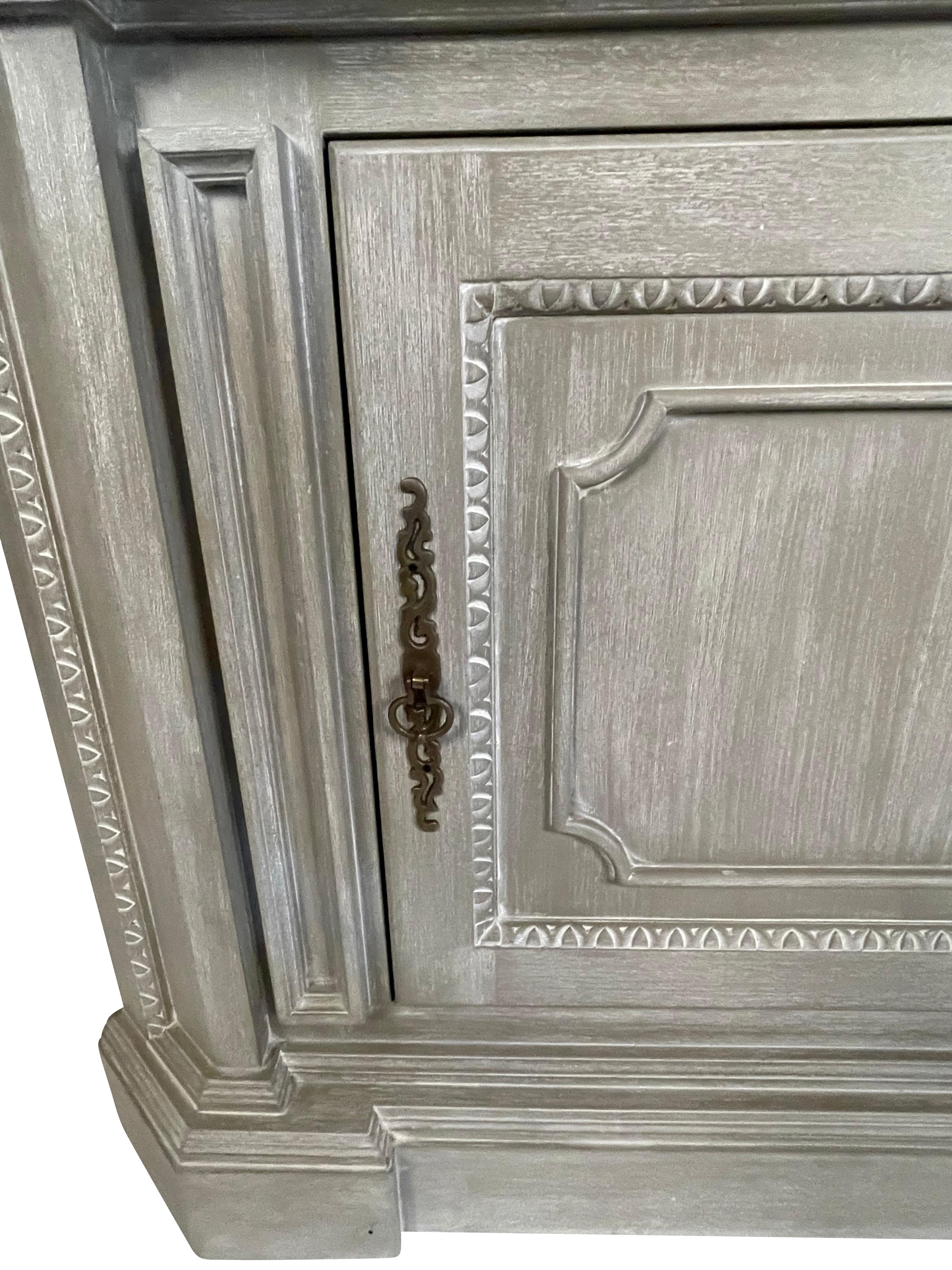 French Country Style Grey Painted Shell Carved Corner Cabinet In Good Condition In Essex, MA