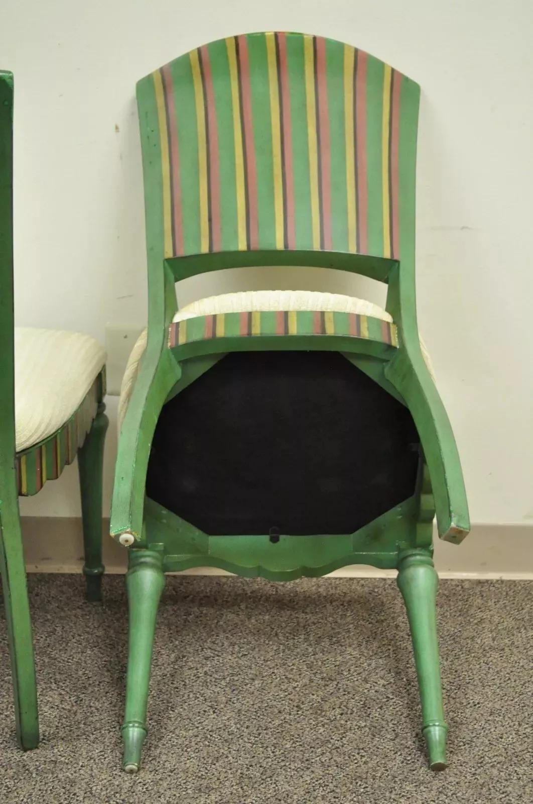Chaises de salle à manger de style campagnard français Hollywood Regency peintes en vert - Ensemble 4 en vente 4