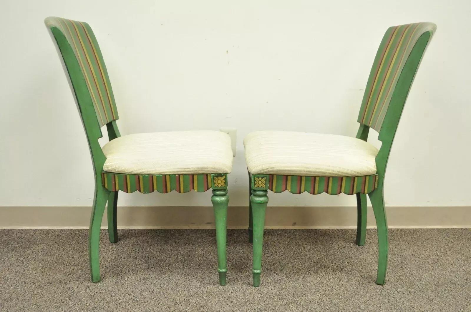Chaises de salle à manger de style campagnard français Hollywood Regency peintes en vert - Ensemble 4 en vente 2