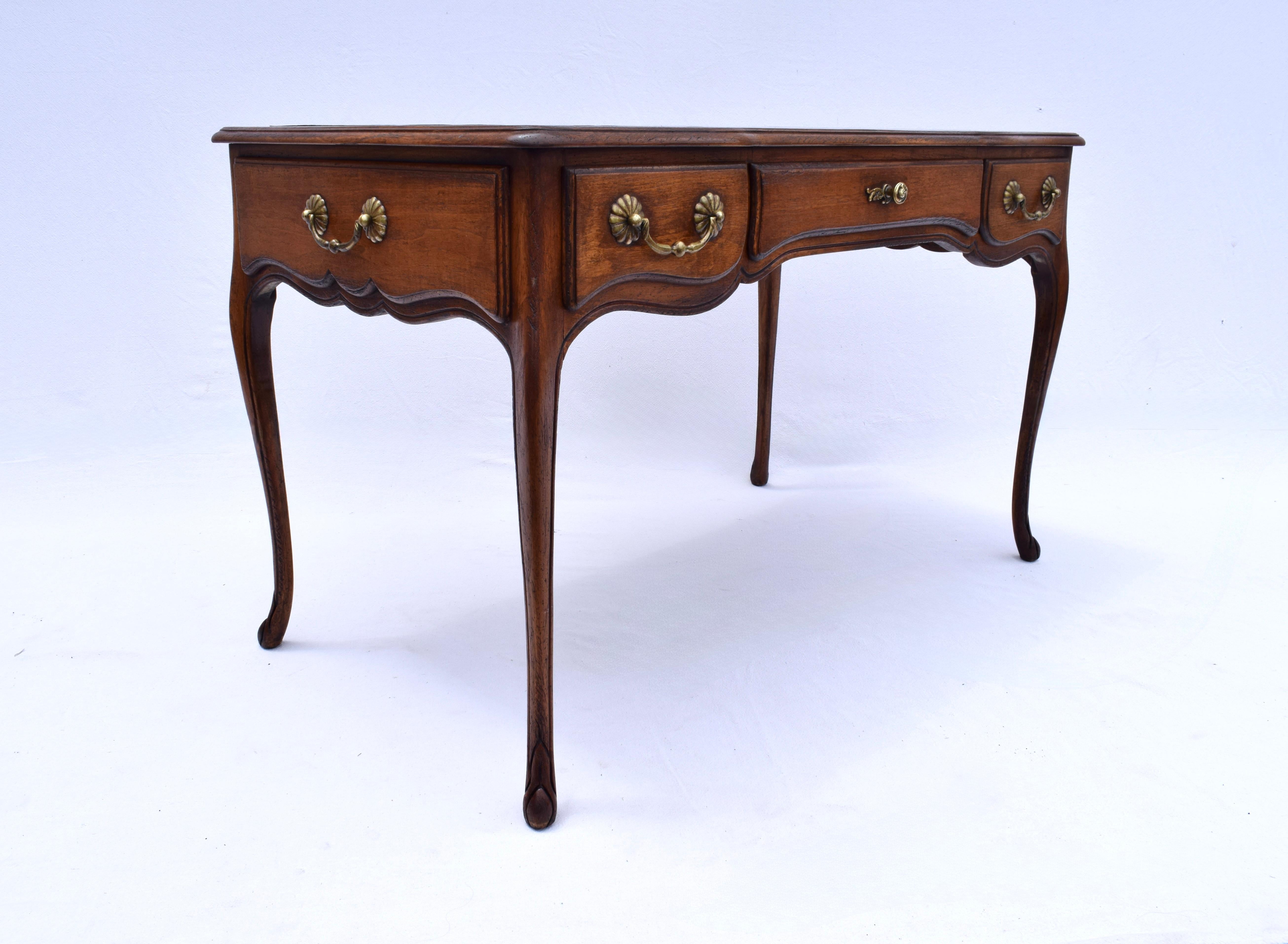 French Country Style Leather Top Writing Desk In Good Condition For Sale In Southampton, NJ