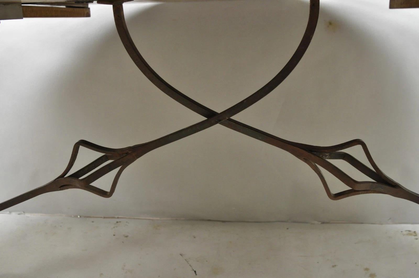 French Room Table de salle à manger ovale à abattant Farmhouse en pin strié en vente 5