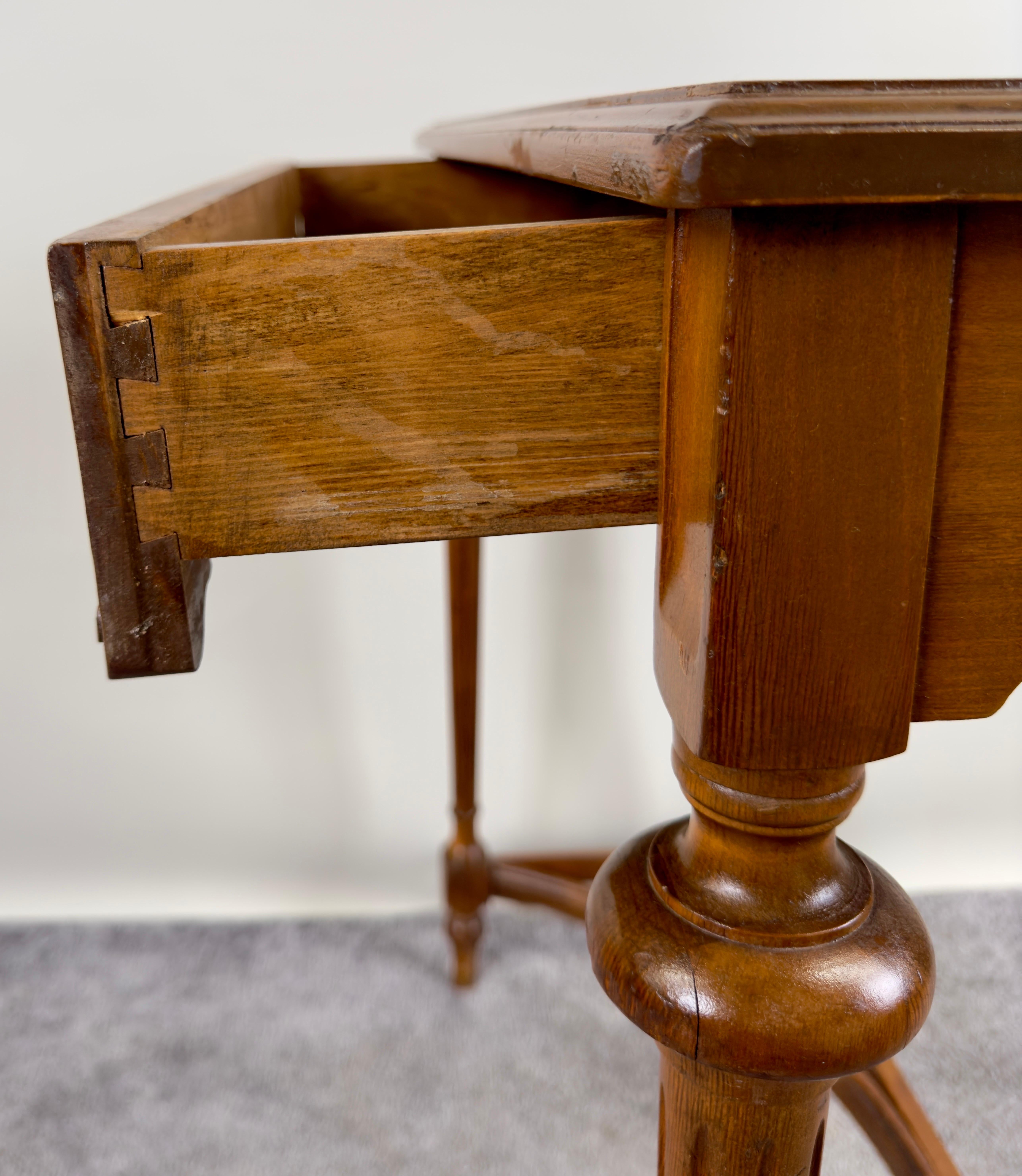 French Country Style Walnut Craved Small Console & Mirror with Antiqued Glass 4