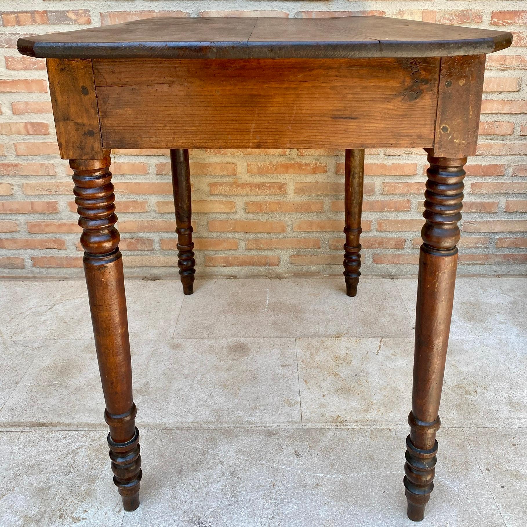 French Country Walnut Work Table with One Drawer, 1950s For Sale 1