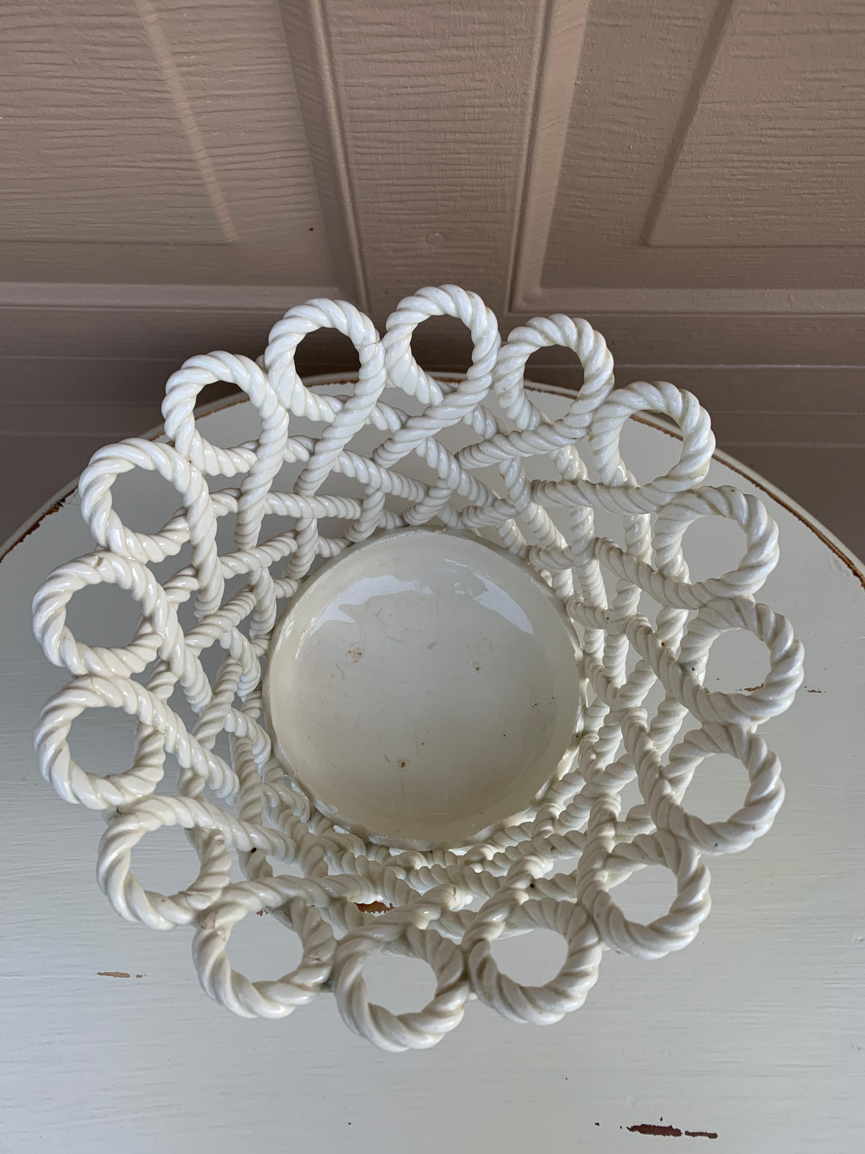 Panier à Cache Pot en Céramique Blanche Tressée en vente 1