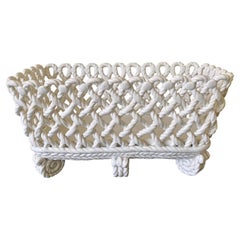 Cestino in ceramica bianca di tipo French Country con corda intrecciata