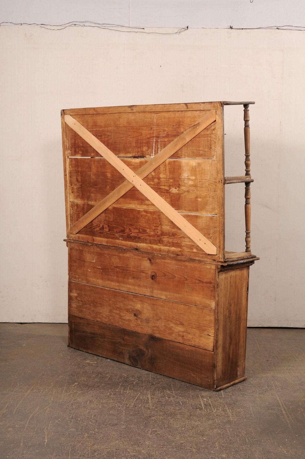 Französischer Hutch-Schrank aus Holz im Landhausstil, um 1850 im Angebot 2