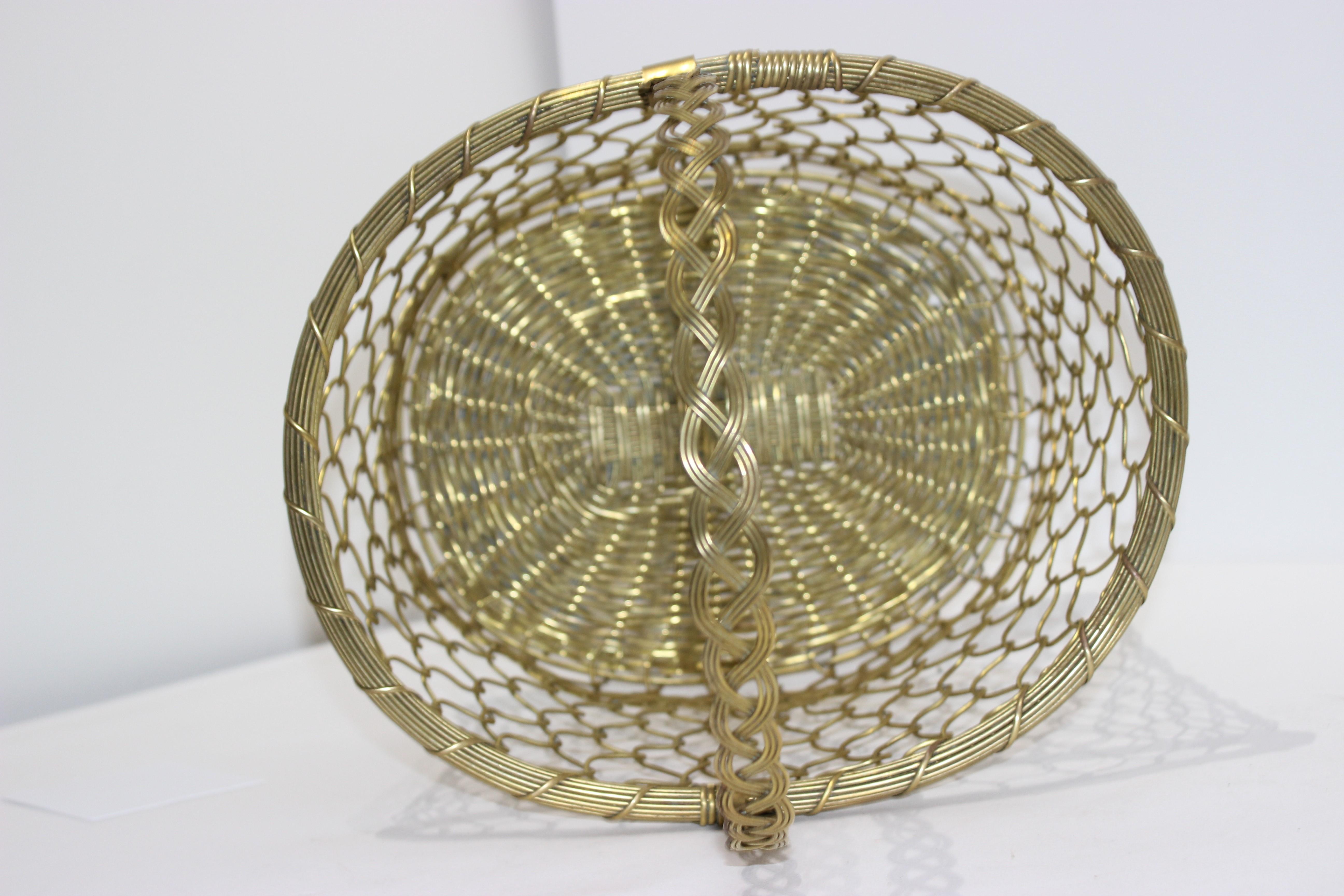 French Country Woven Brass Basket, Mid-20th Century For Sale 1