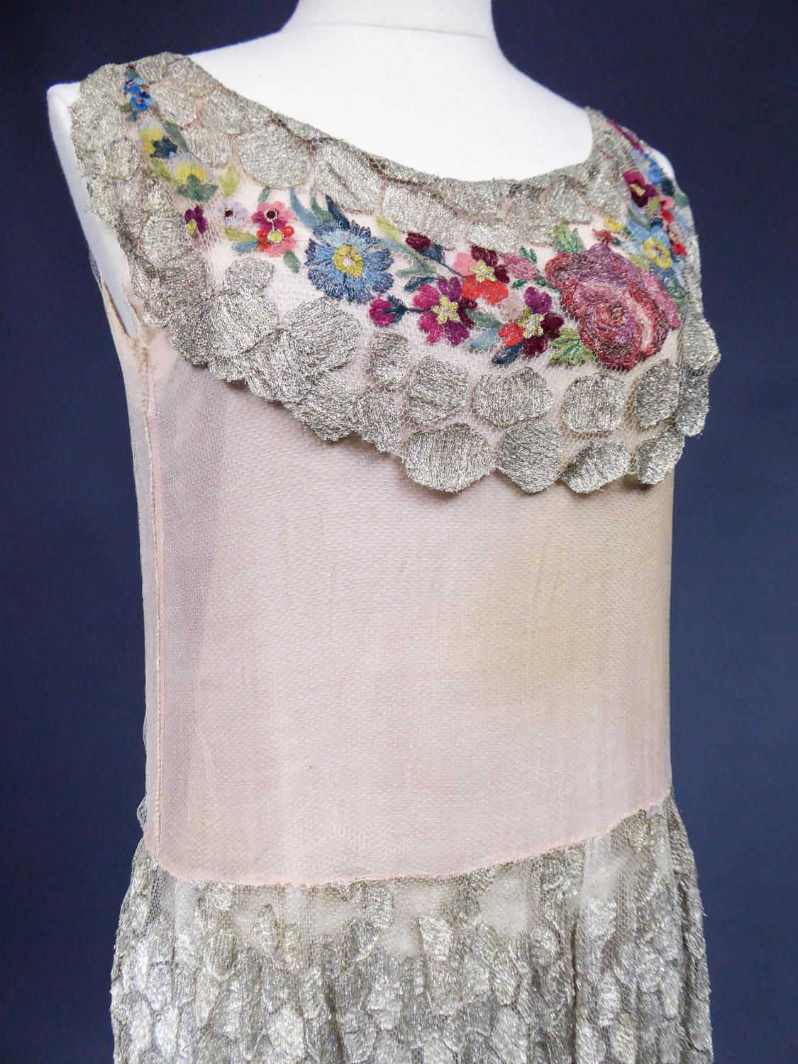 French Couture Art Deco Flapper Dress Net and Voile Embroidered Circa 1920/1925 For Sale 6