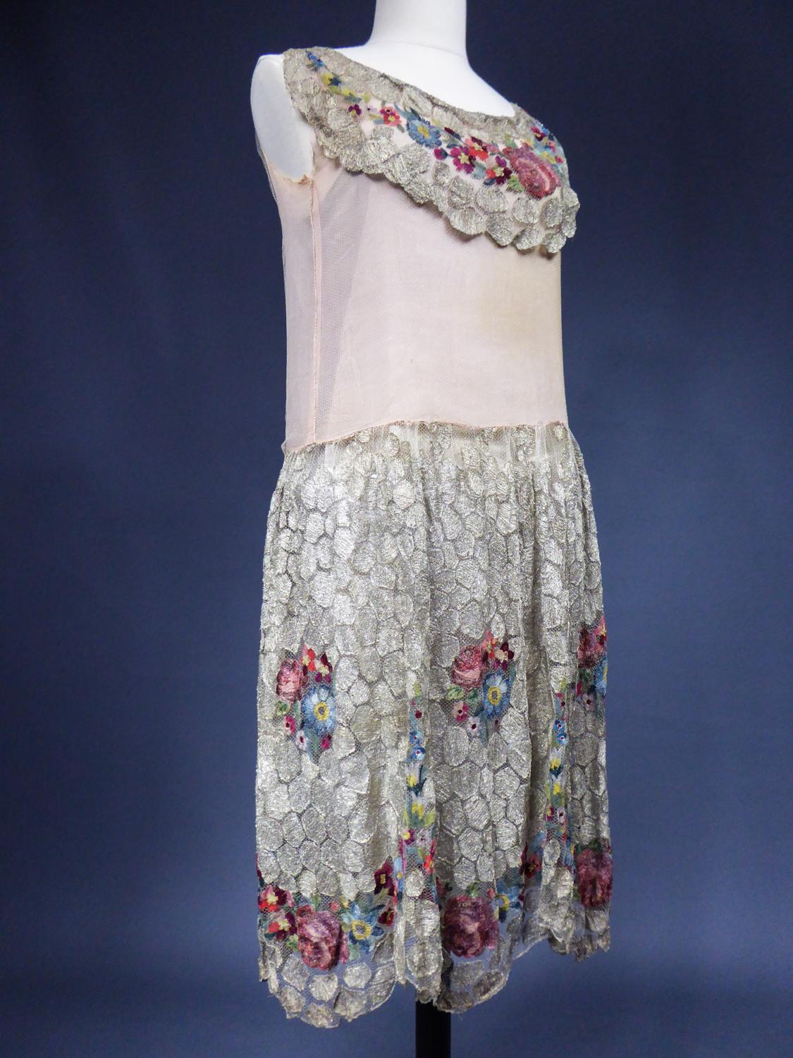 French Couture Art Deco Flapper Dress Net and Voile Embroidered Circa 1920/1925 For Sale 1