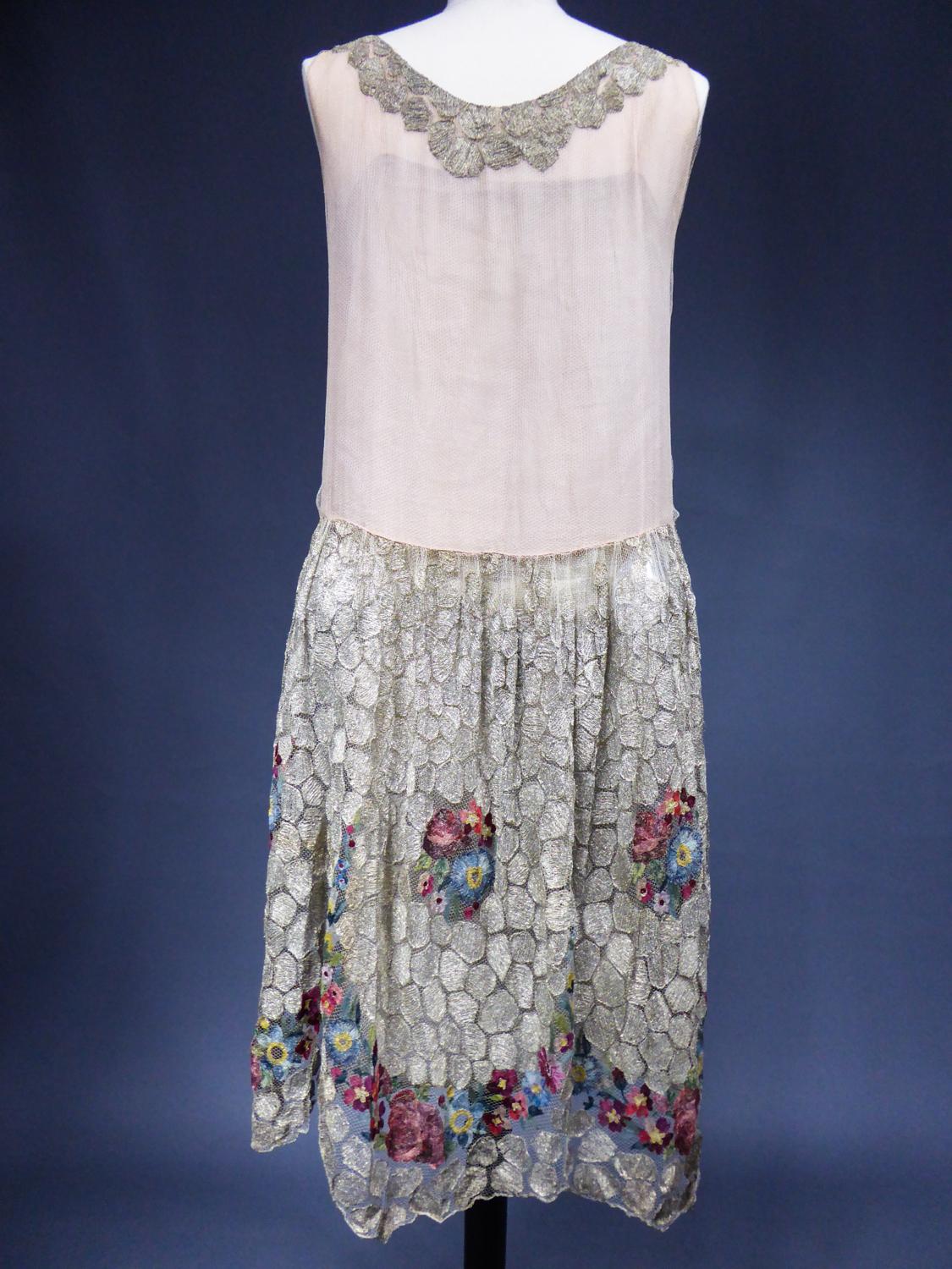 French Couture Art Deco Flapper Dress Net and Voile Embroidered Circa 1920/1925 For Sale 2