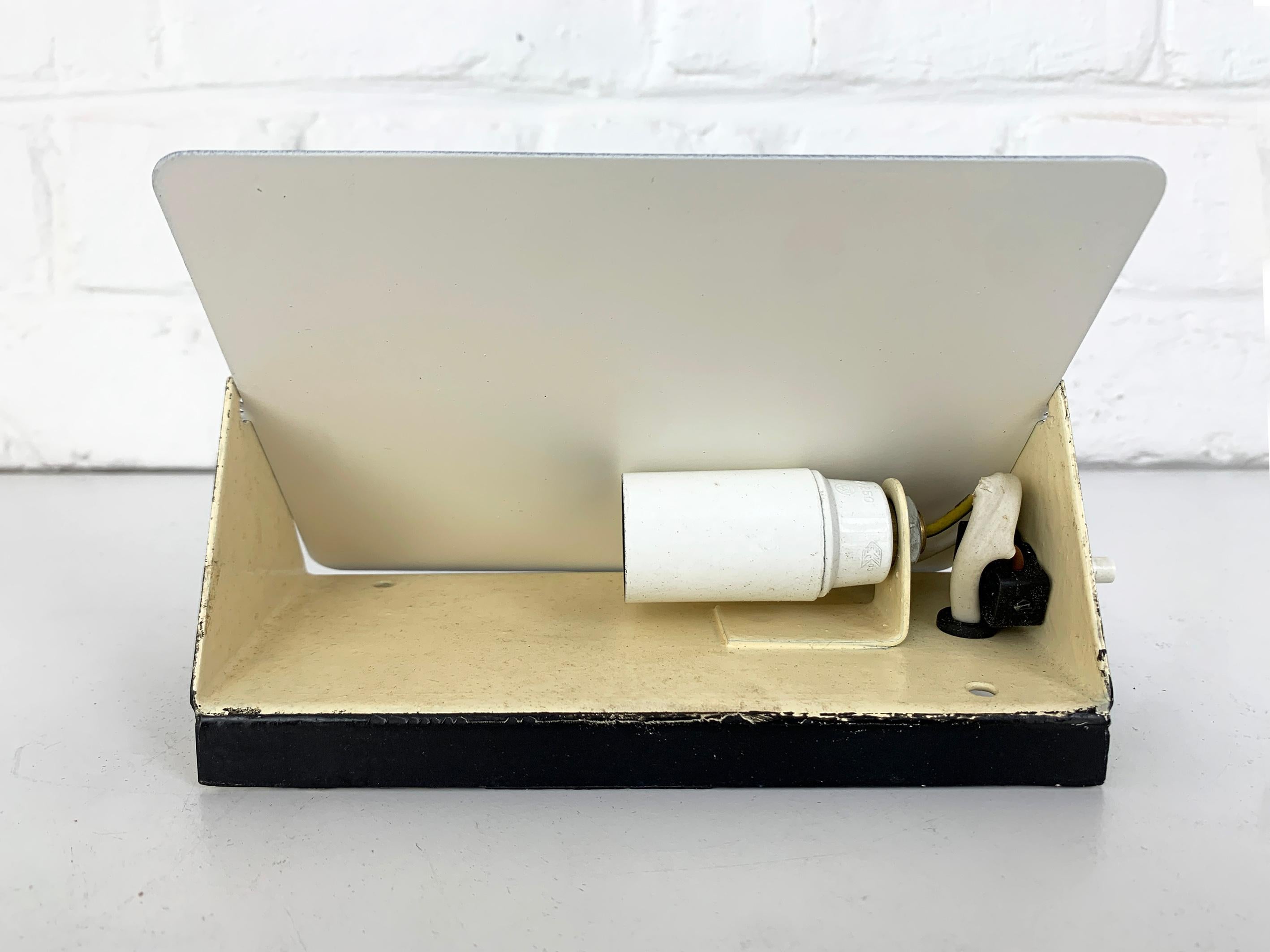 Lámpara de pared francesa CP1, Charlotte Perriand para Steph Simon, Les Arcs 1960s Metal en venta