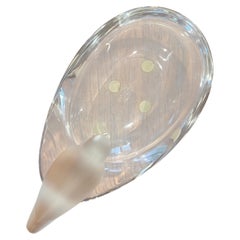 Französischer „Cristal de Sèvres“ – mattierter Vogel als Ablage / Aschenbecher