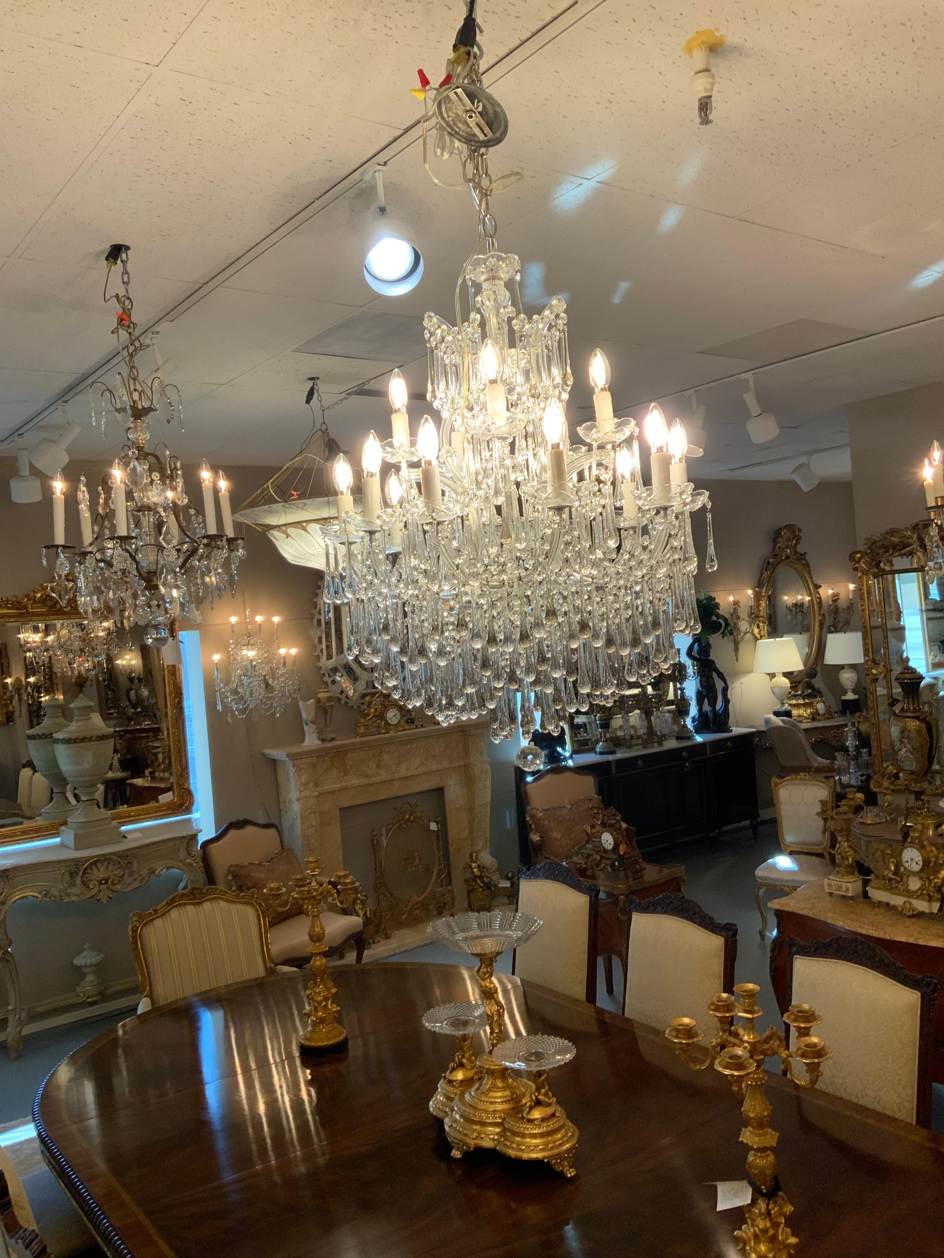 Araña de cristal francés de 15 luces siglo XX en venta