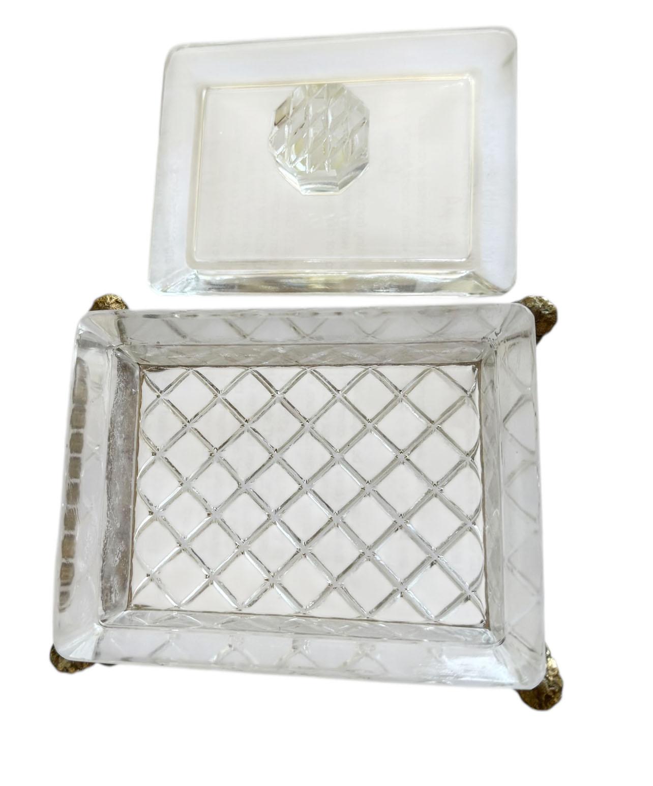 French Crystal and Bronze Dresser Box with Cherubs For Sale 7
