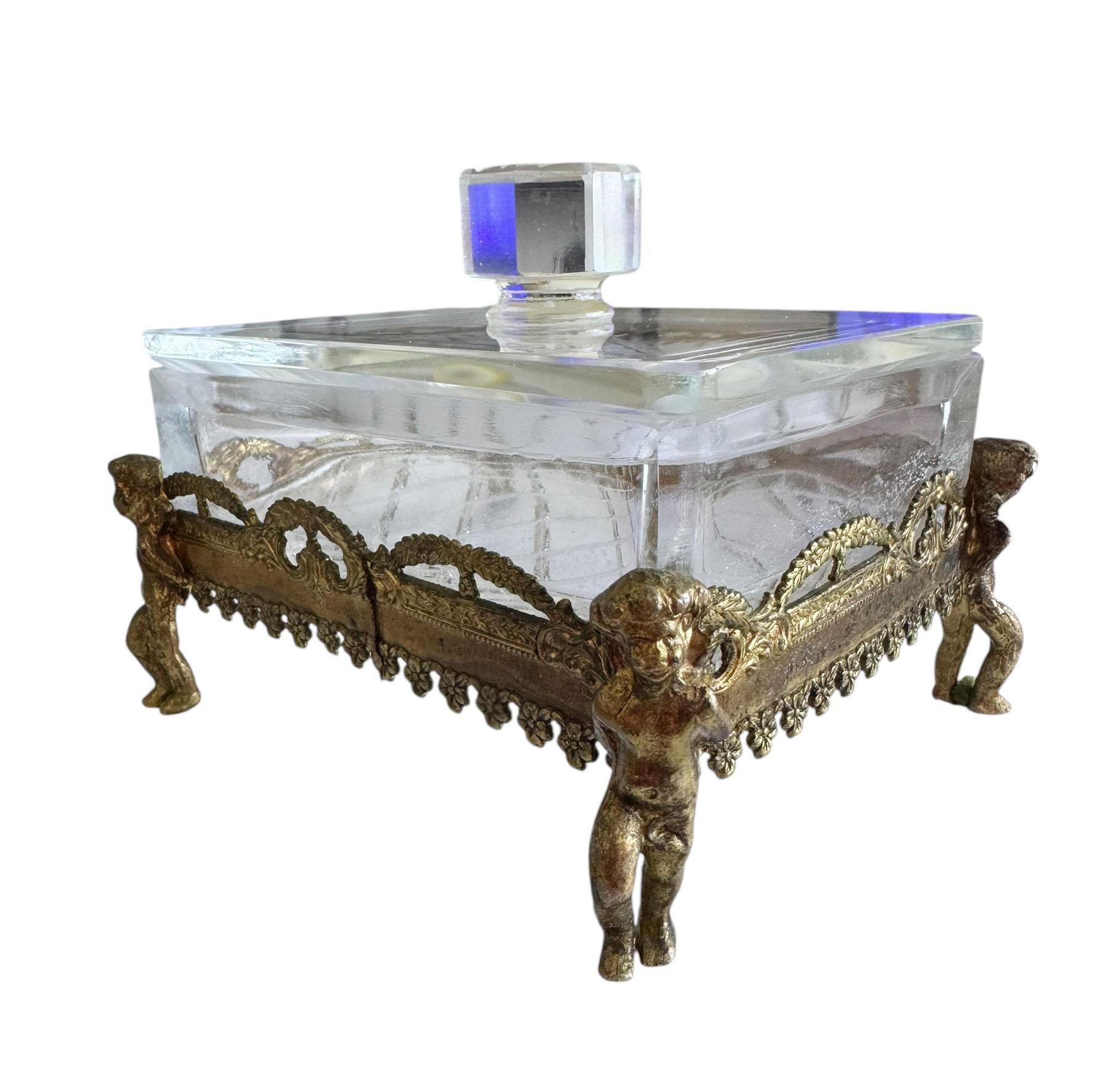 French Crystal and Bronze Dresser Box with Cherubs For Sale 3