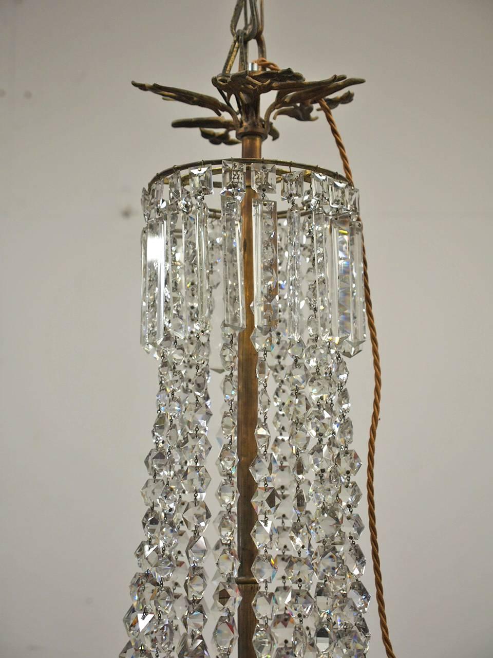 Late Victorian French Crystal and Gilded Brass Chandelier, circa 1880