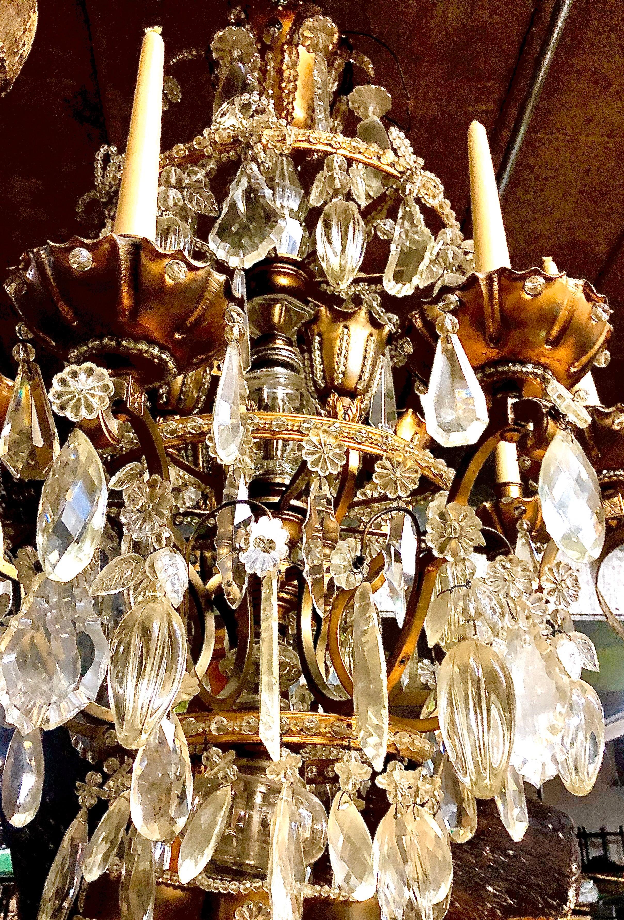 Mid-Century Modern French Crystal and Gilt Bronze Chandelier by Maison Baguès for Jansen For Sale