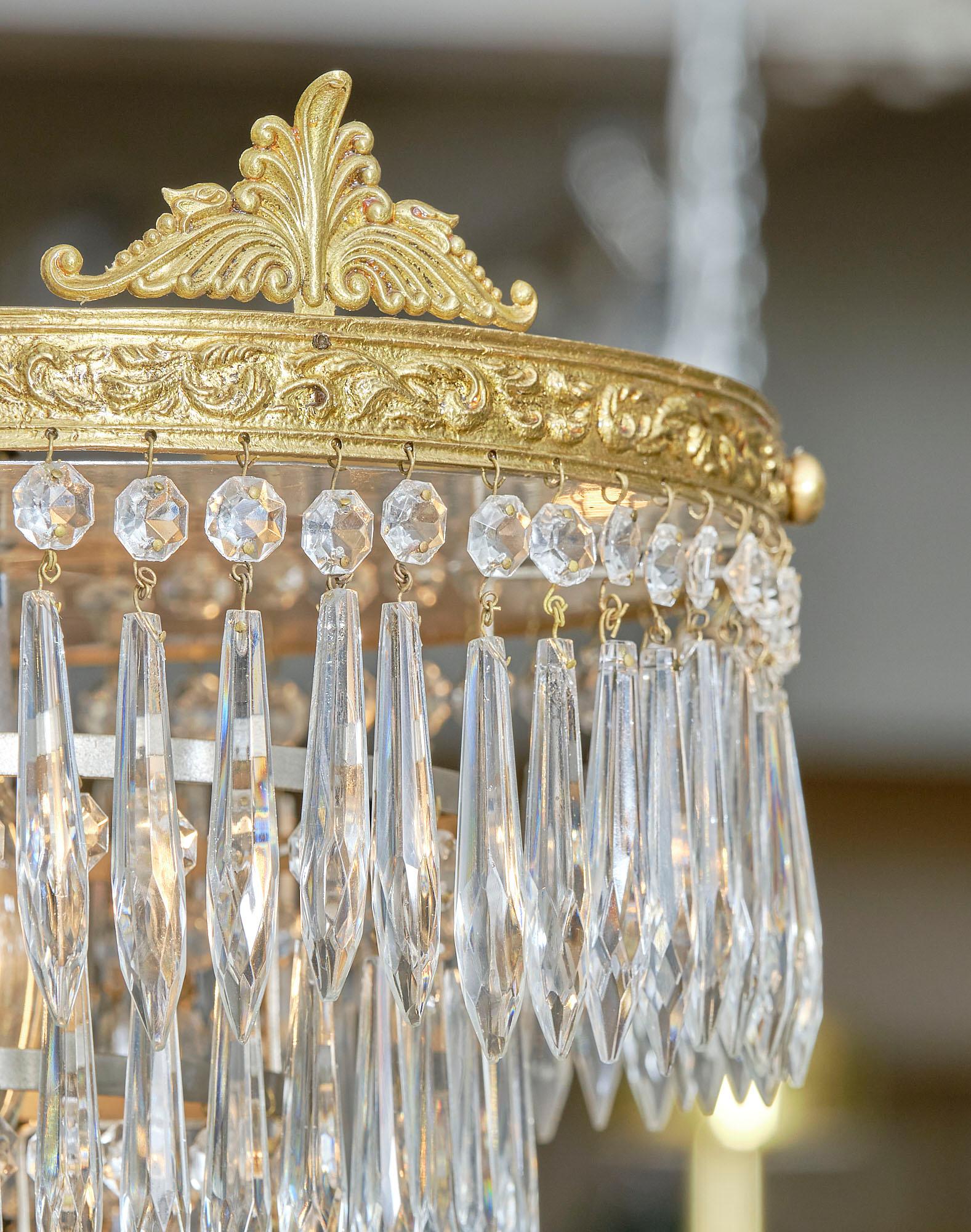 French Crystal Antique Chandelier In Good Condition In Austin, TX