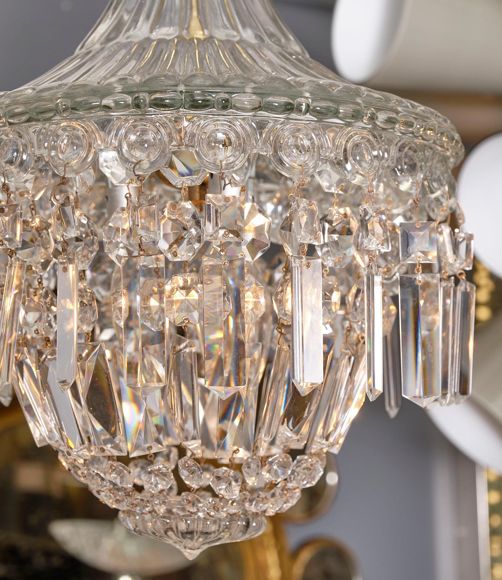 French Crystal Antique Chandelier in the Manner of Baccarat In Good Condition In Austin, TX