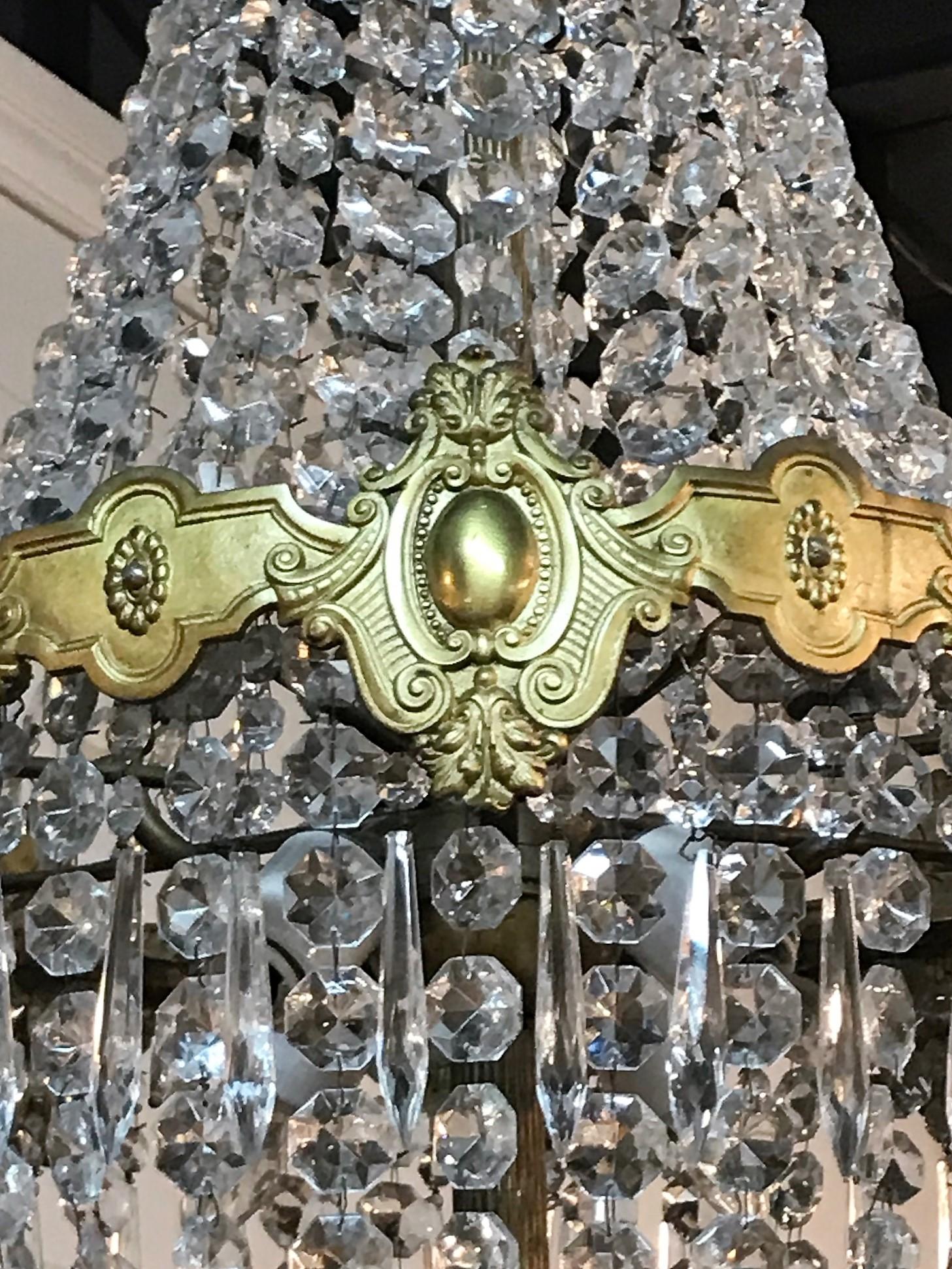 Kronleuchter in Korbform aus Kristall (Französisch)