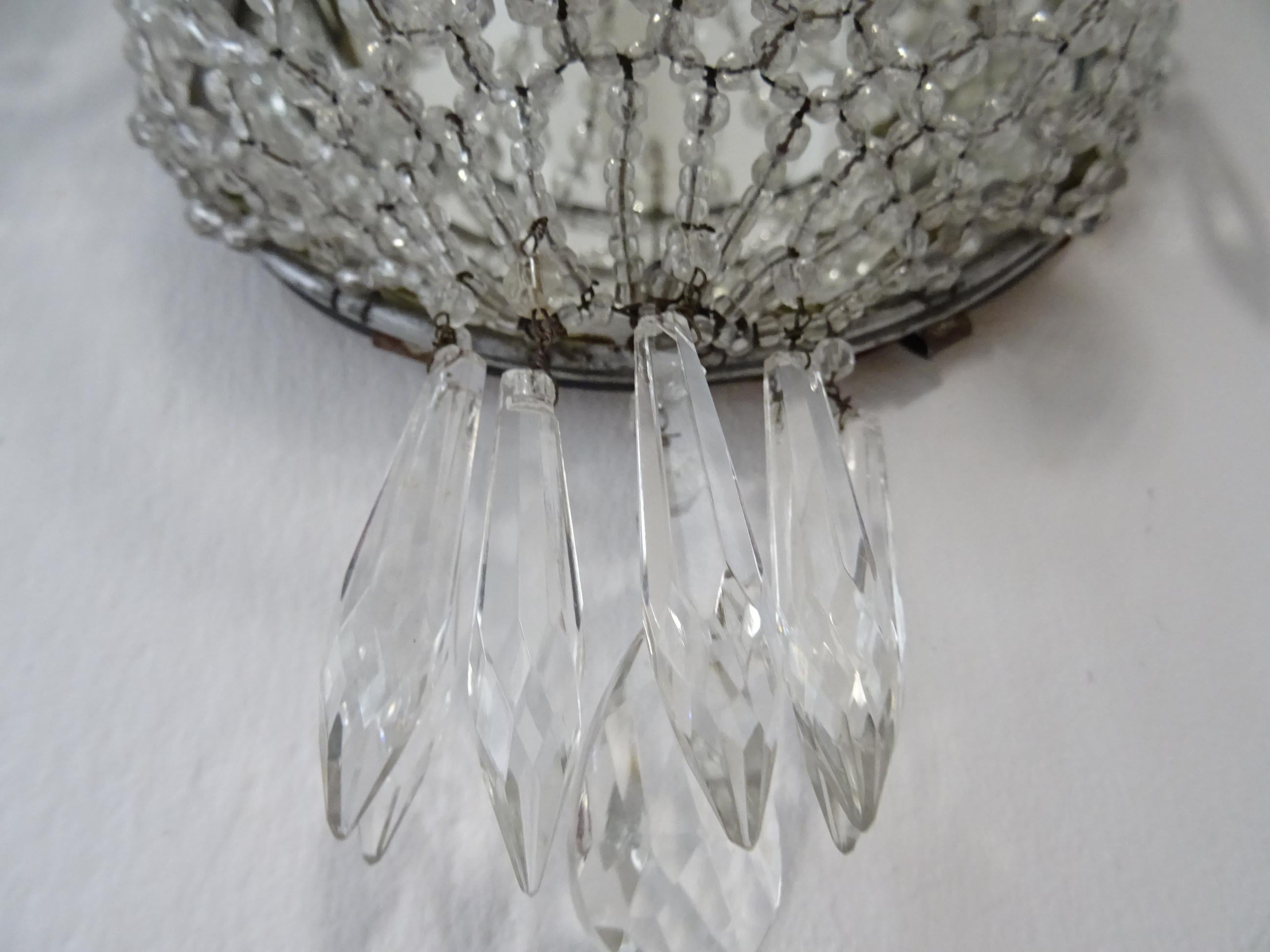French Crystal Beaded Basket with Prisms and Mirrors Sconces, circa 1940 For Sale 7