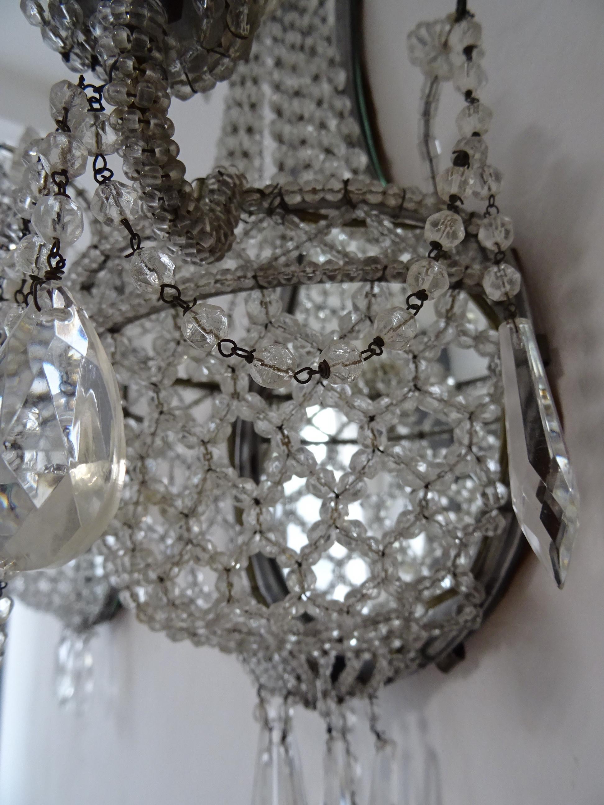 French Crystal Beaded Basket with Prisms and Mirrors Sconces, circa 1940 For Sale 3