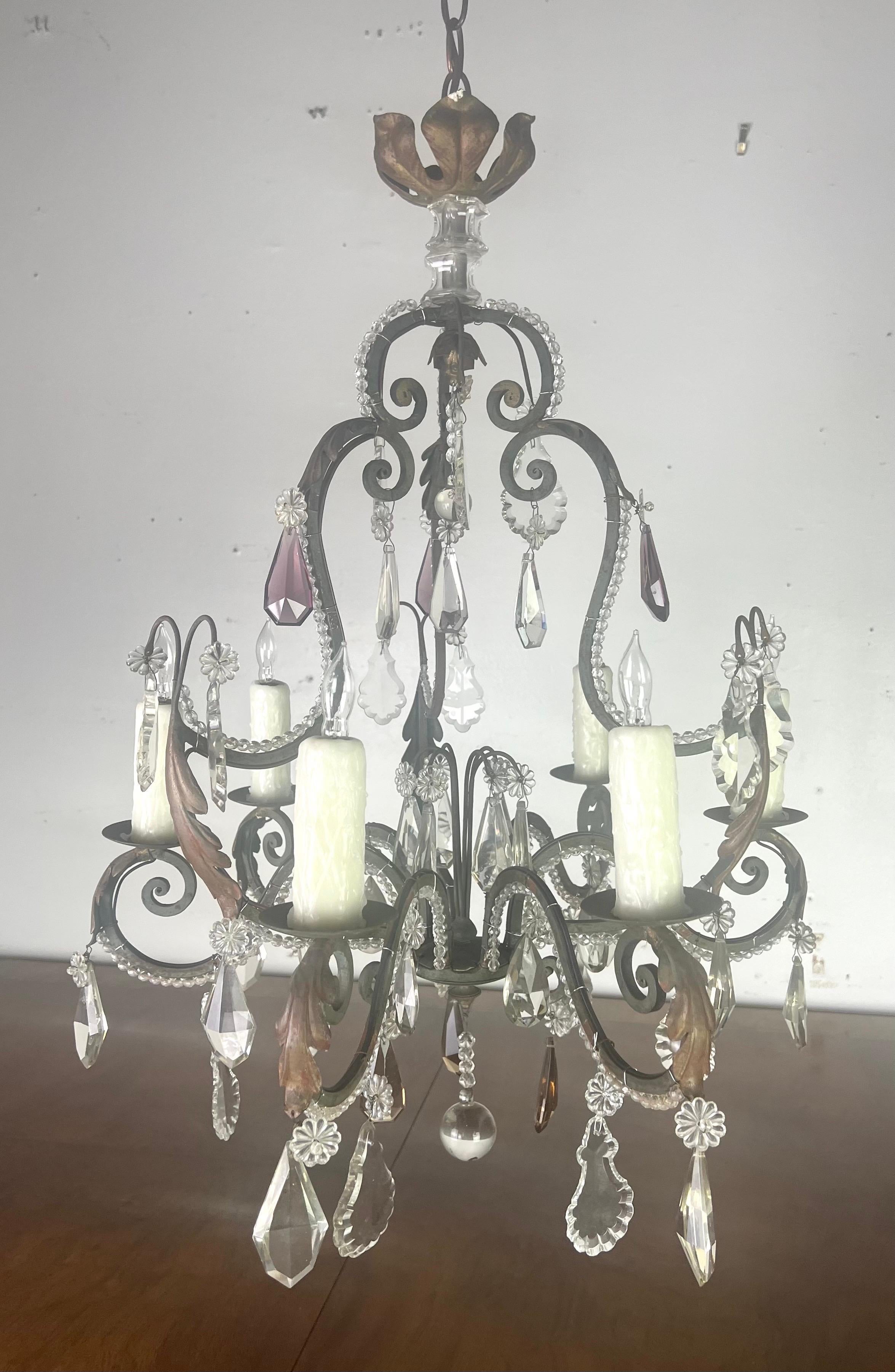 Lampadario di cristallo francese con perline C.I.C. In condizioni buone in vendita a Los Angeles, CA
