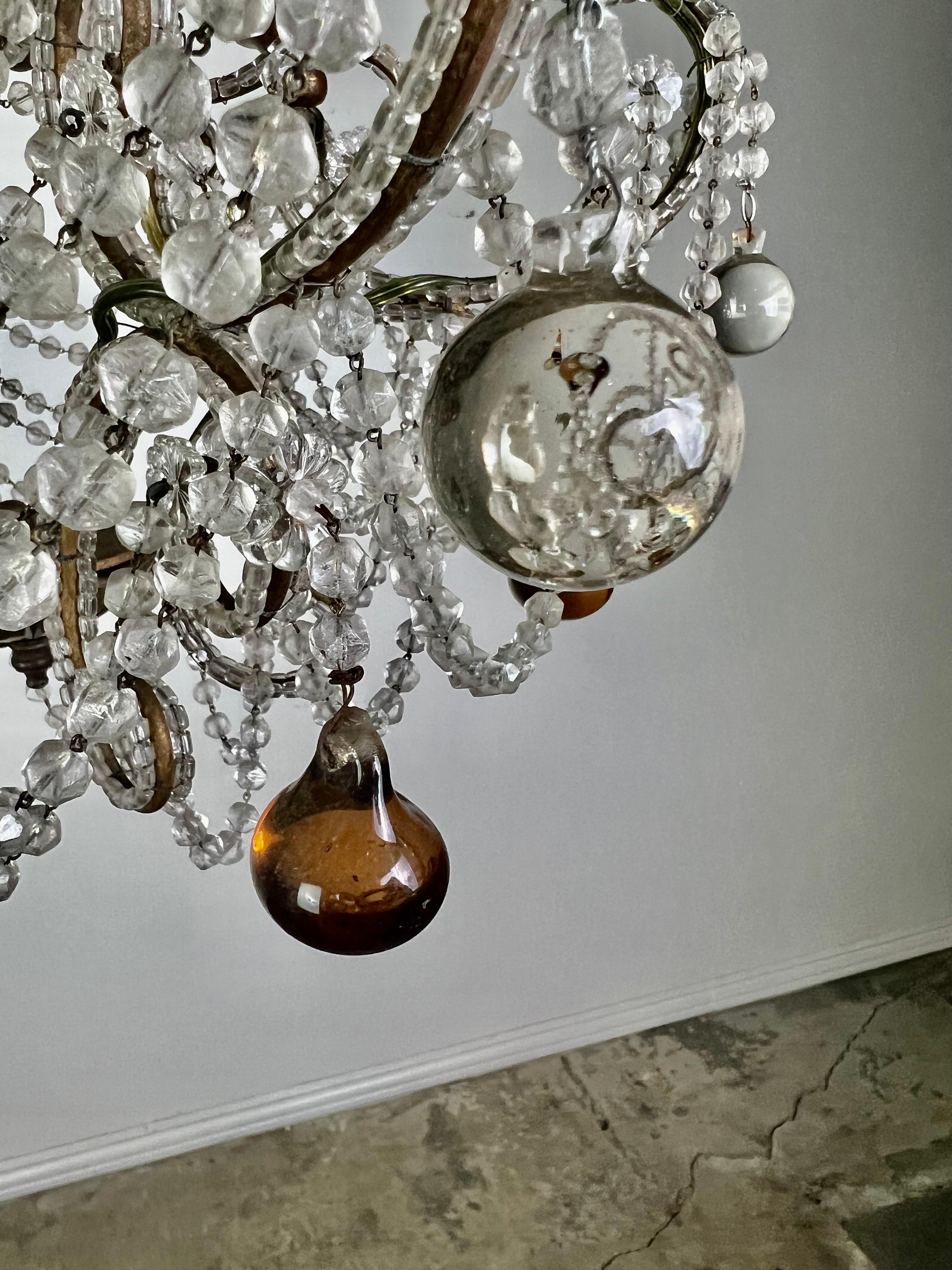 Lustre français en perles de cristal avec gouttes d'ambre, vers 1930 en vente 4