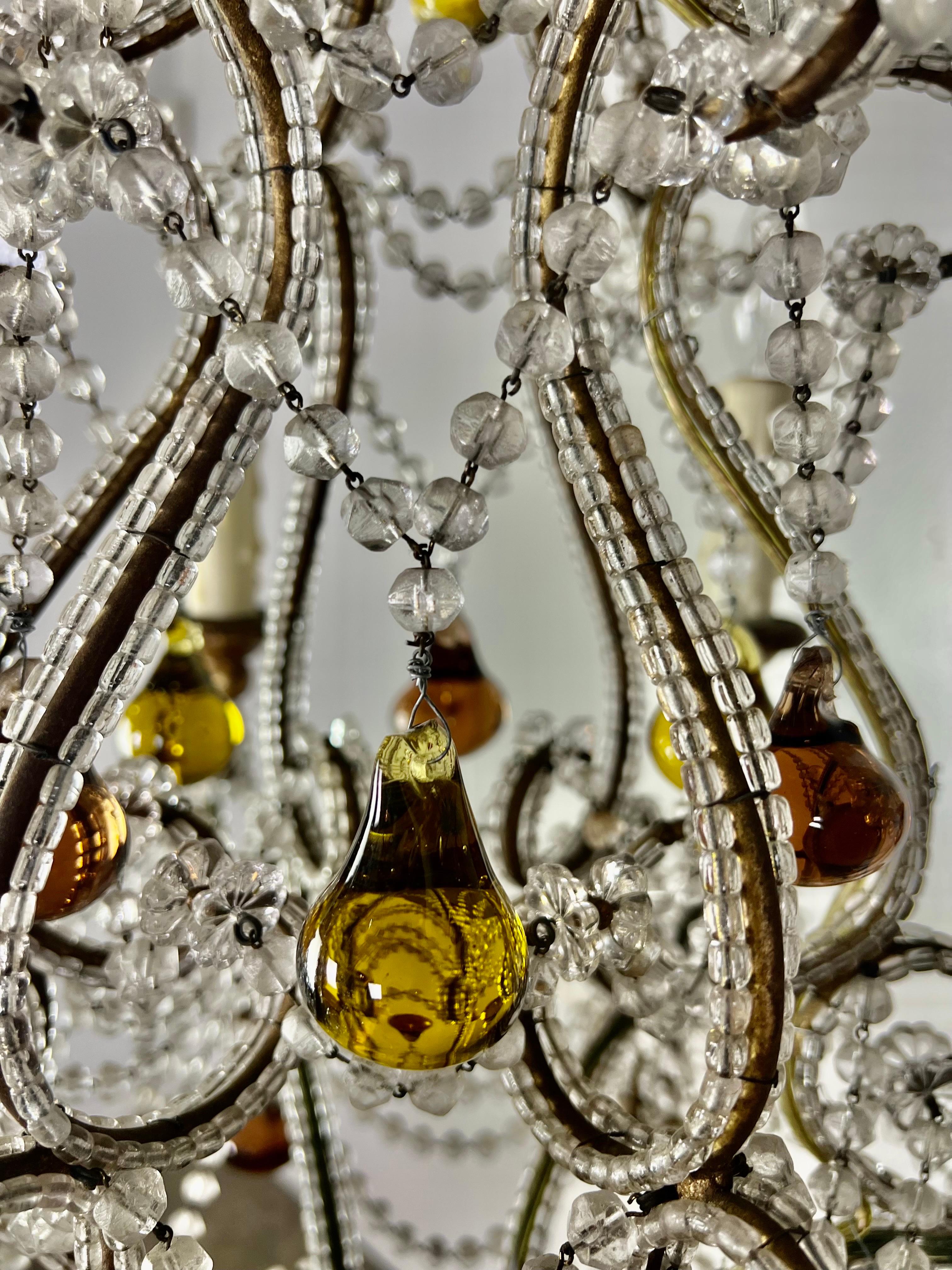 Lustre français en perles de cristal avec gouttes d'ambre, vers 1930 en vente 2