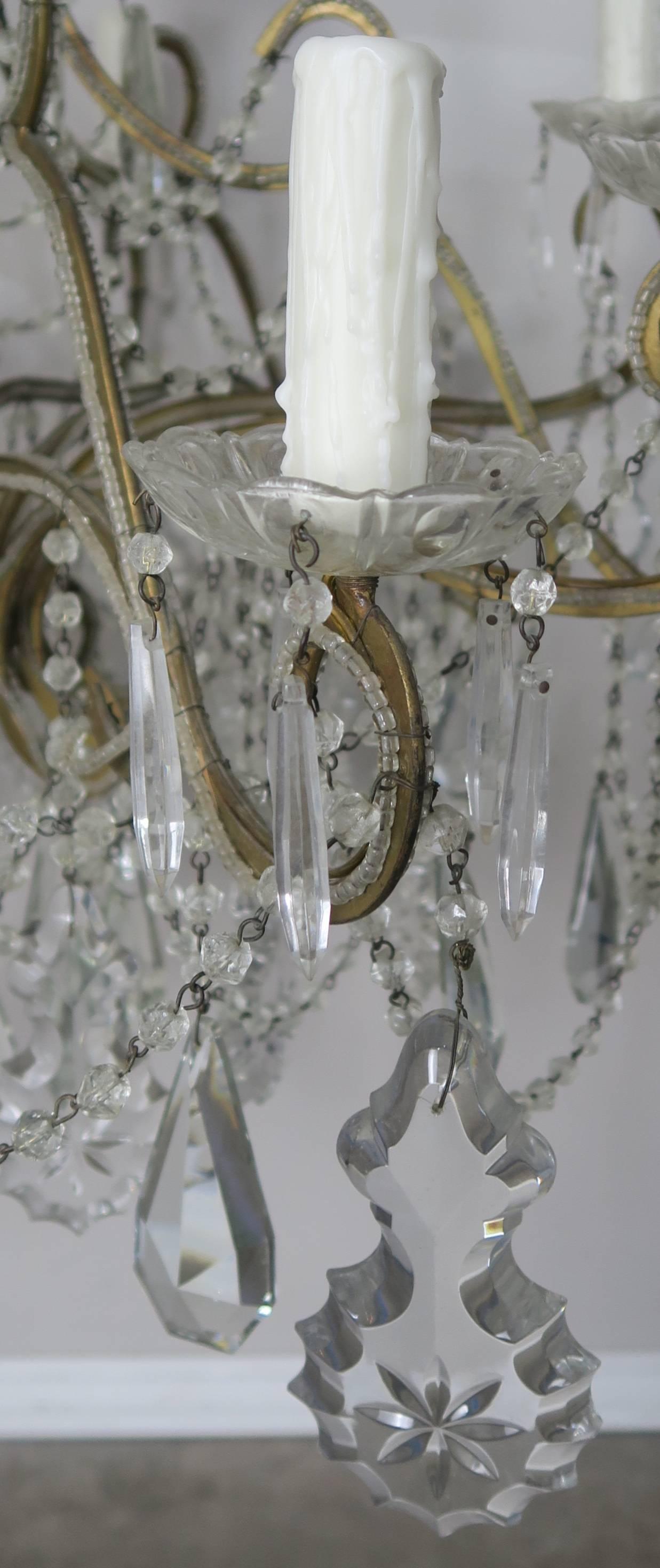 French Crystal Beaded Louis XV Style Chandelier, circa 1930s For Sale 1