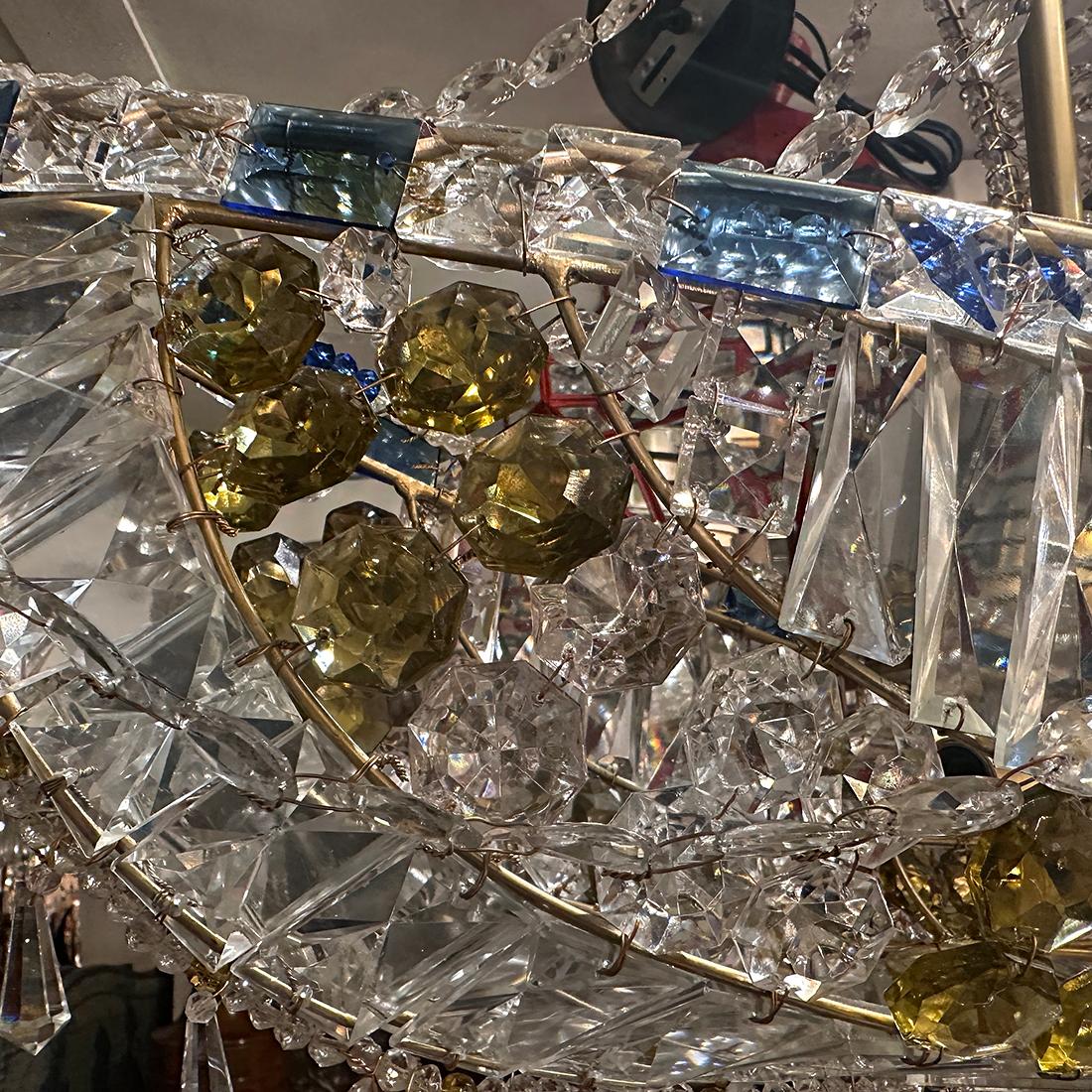 Lampadario francese di cristallo a forma di nave In condizioni buone in vendita a New York, NY