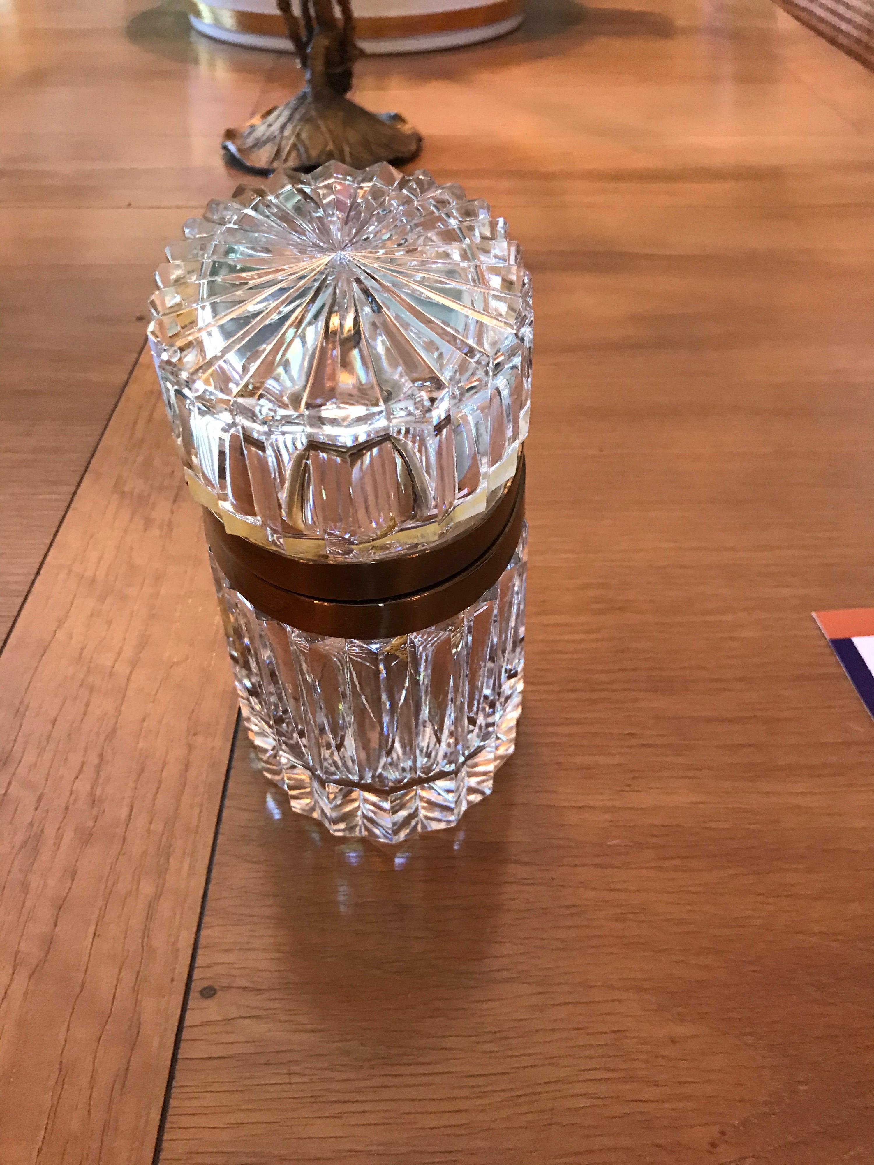 French Crystal Casket Box In Good Condition For Sale In Chicago, IL