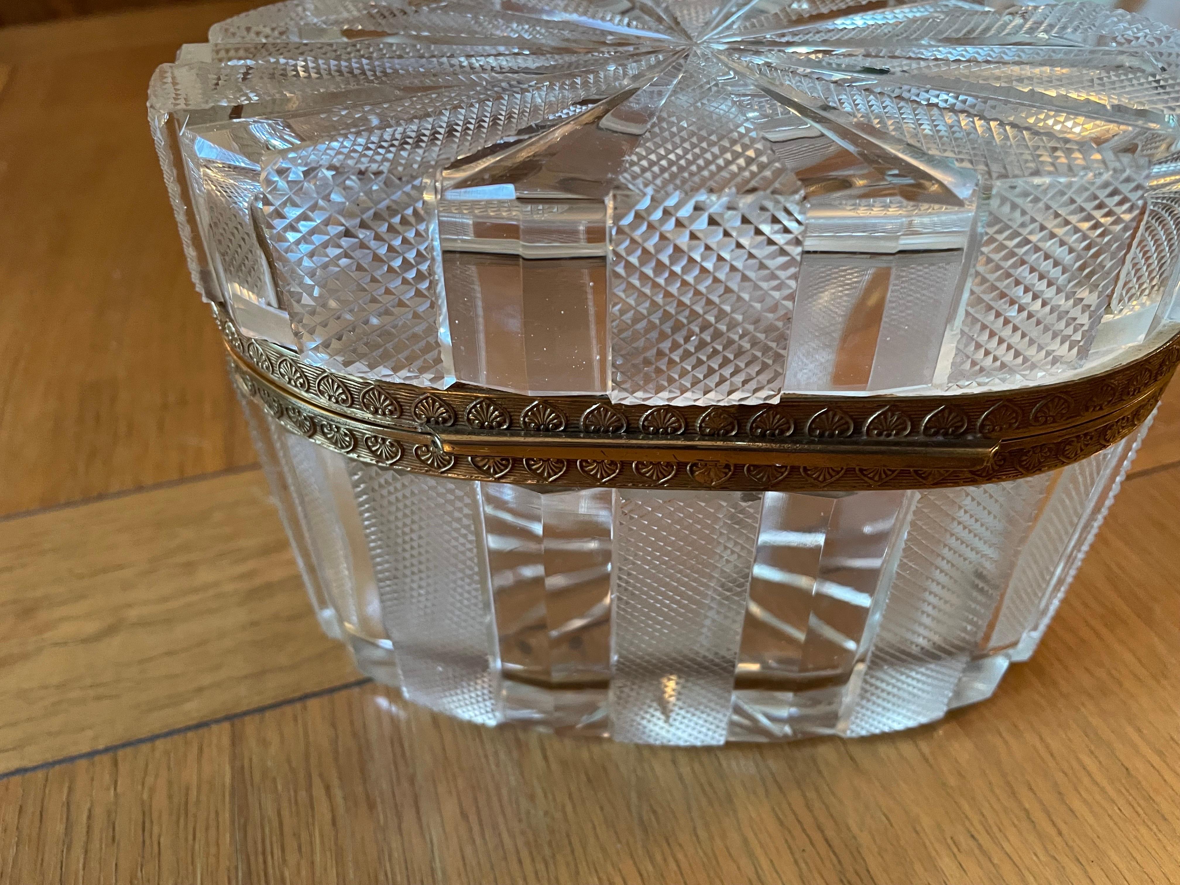 Mid-20th Century French Crystal casket box  For Sale