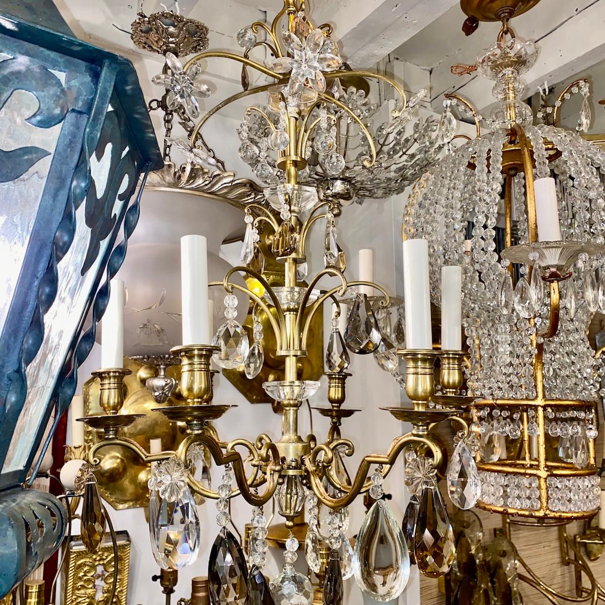 Lampadario di cristallo francese In condizioni buone in vendita a New York, NY