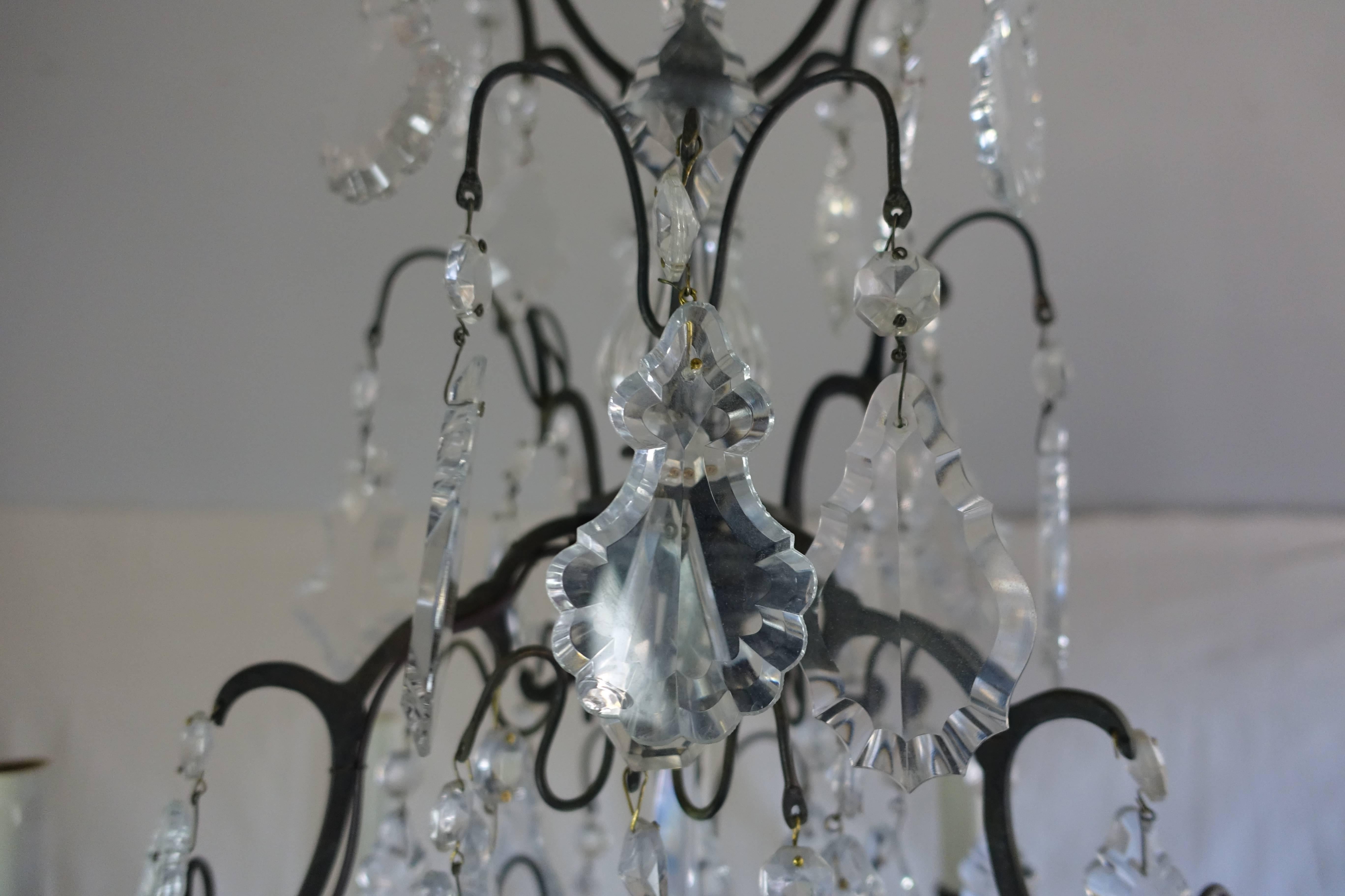 Louis XV French Crystal Chandelier with Pedeloque Drops, circa 1940s
