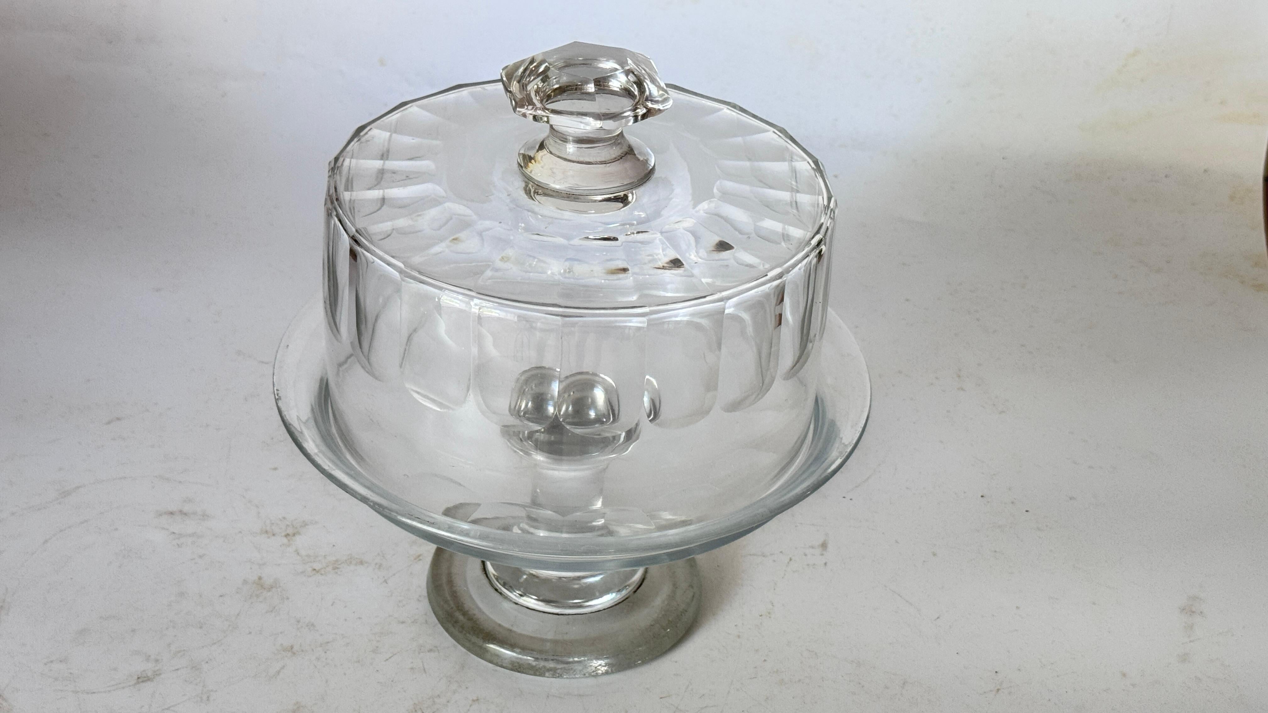 Französische Käseglocke aus Kristall mit Dekor aus geschliffenem Glas - 1970er Jahre im Angebot 6