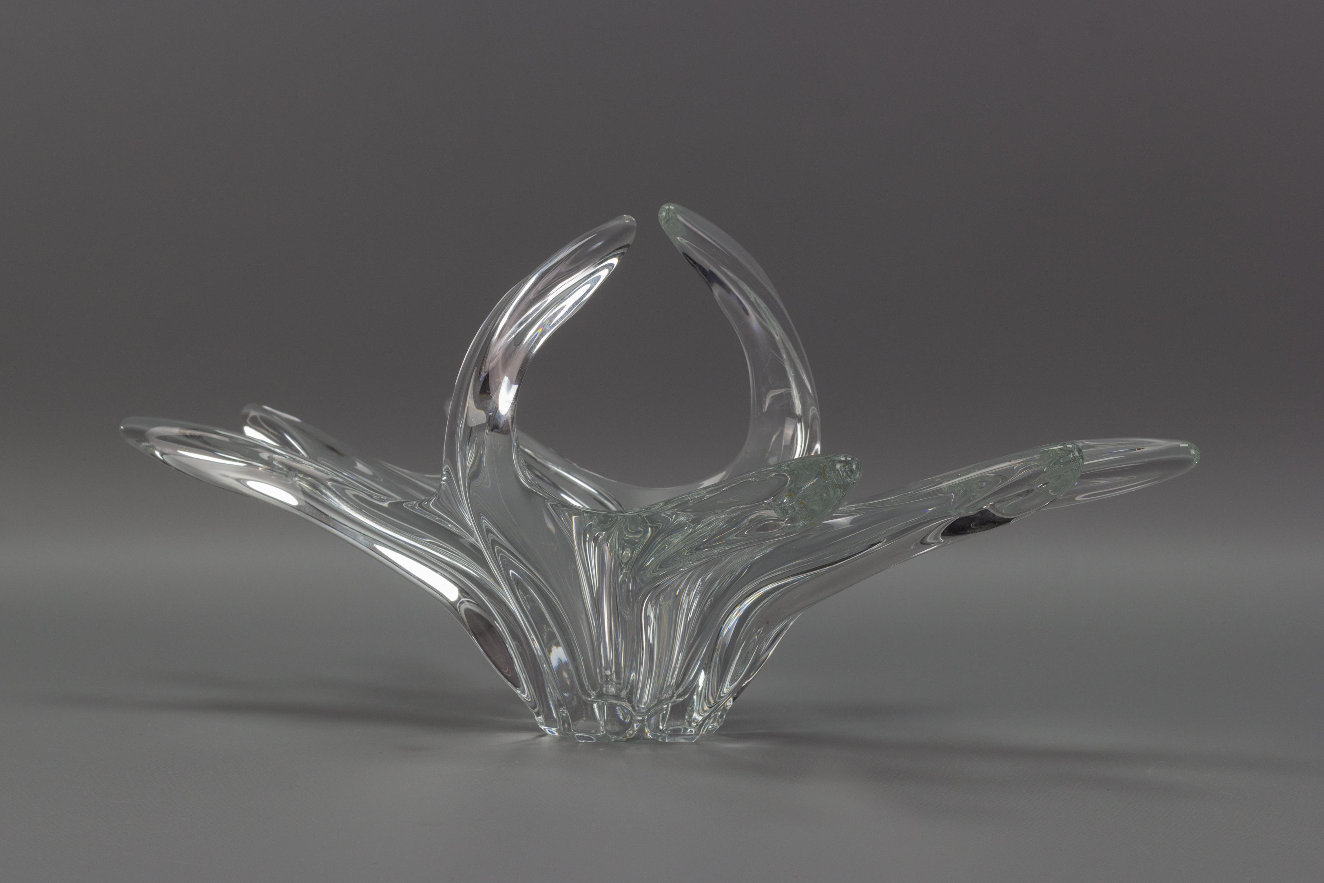 French Crystal Glass Fruit Bowl or Centerpiece by Art Vannes France, 1960s For Sale 5