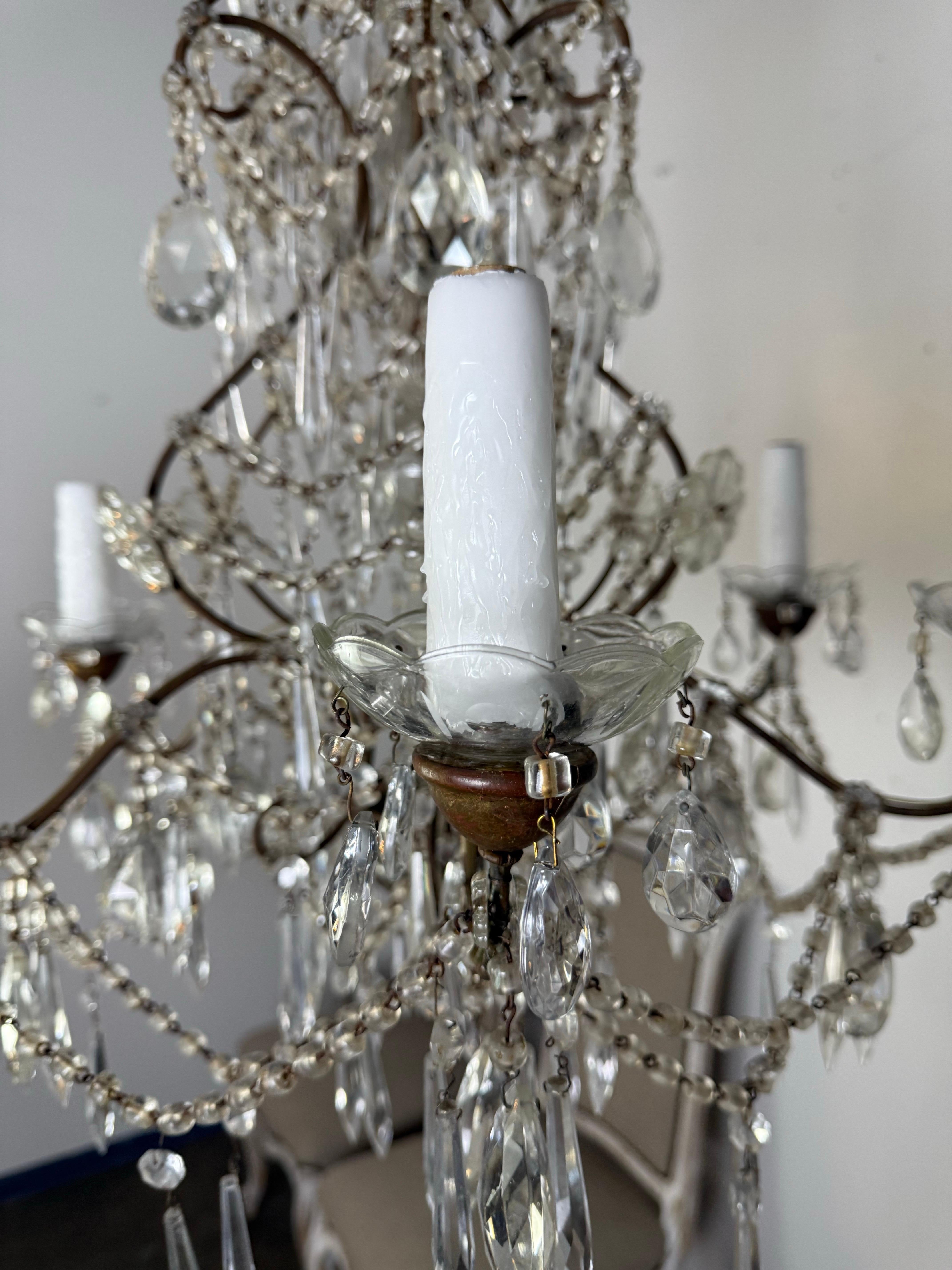Lampadario di cristallo francese con perline a forma di maccheroni A.I.C. 1930 in vendita 8