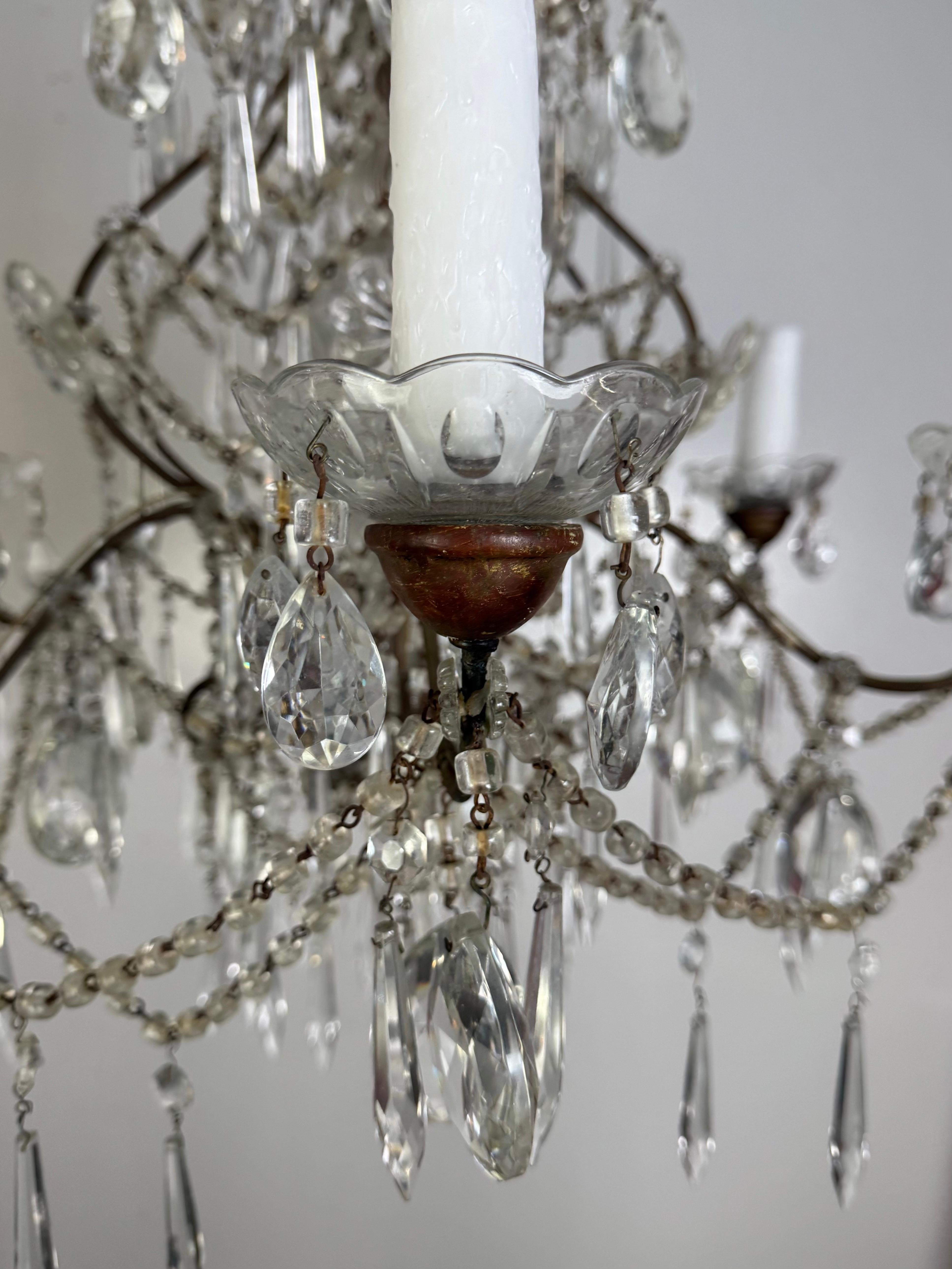 Lampadario di cristallo francese con perline a forma di maccheroni A.I.C. 1930 in vendita 2