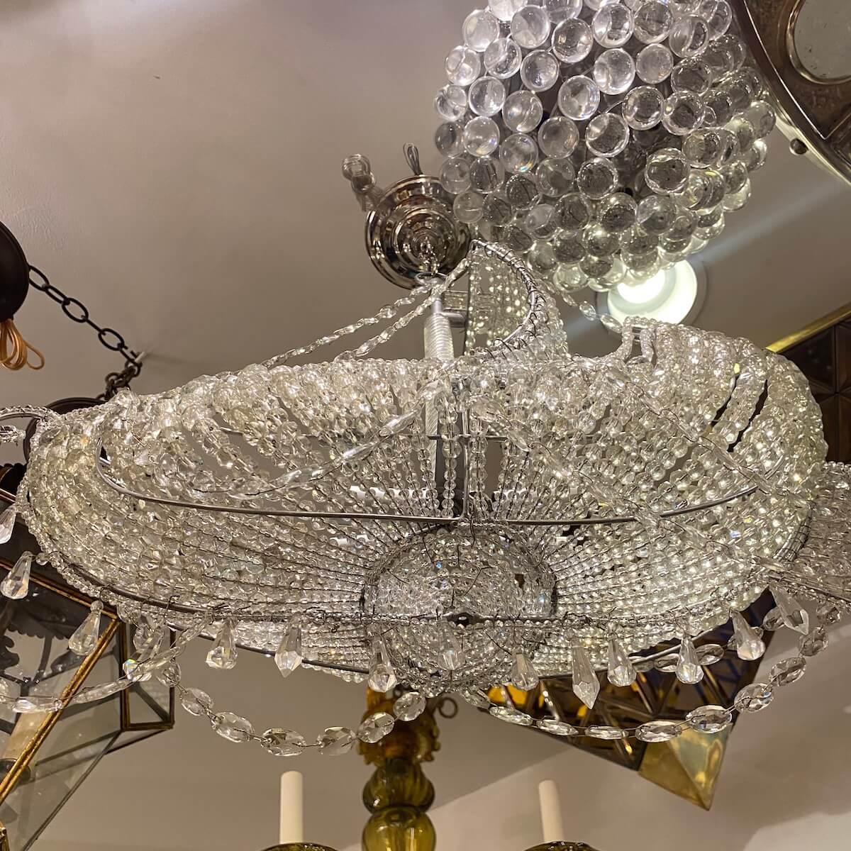 Francese Lampadario francese di cristallo a forma di nave in vendita