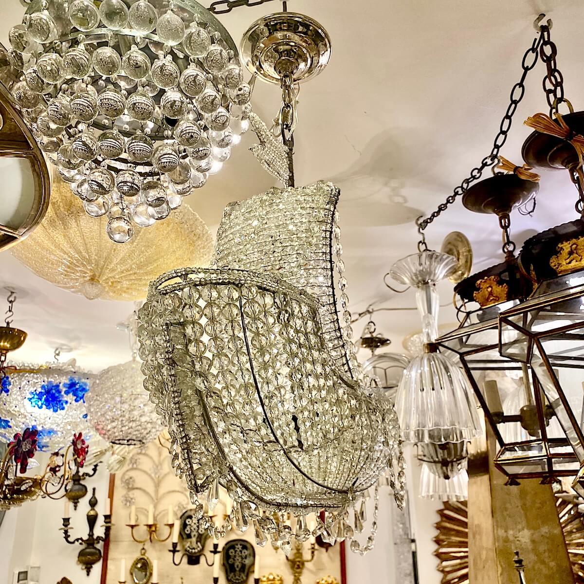 Metà XX secolo Lampadario francese di cristallo a forma di nave in vendita