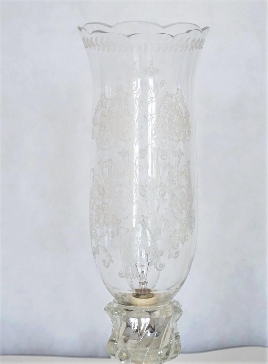 French Crystal Table Lamp with Crystal Baccarat Engraved Tulipe In Good Condition For Sale In Frankfurt am Main, DE