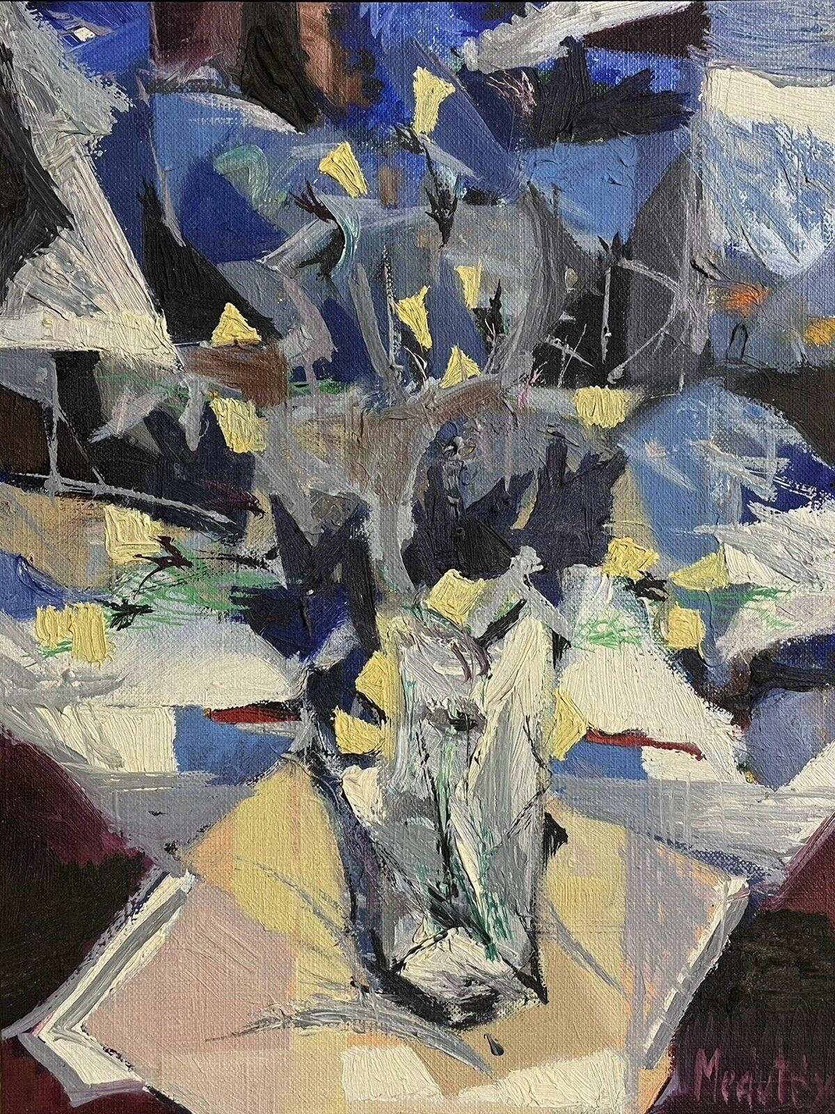 Peinture à l'huile abstraite cubiste française des années 1970 signée, fleurs bleues et blanches dans un vase - Cubisme Painting par French cubist