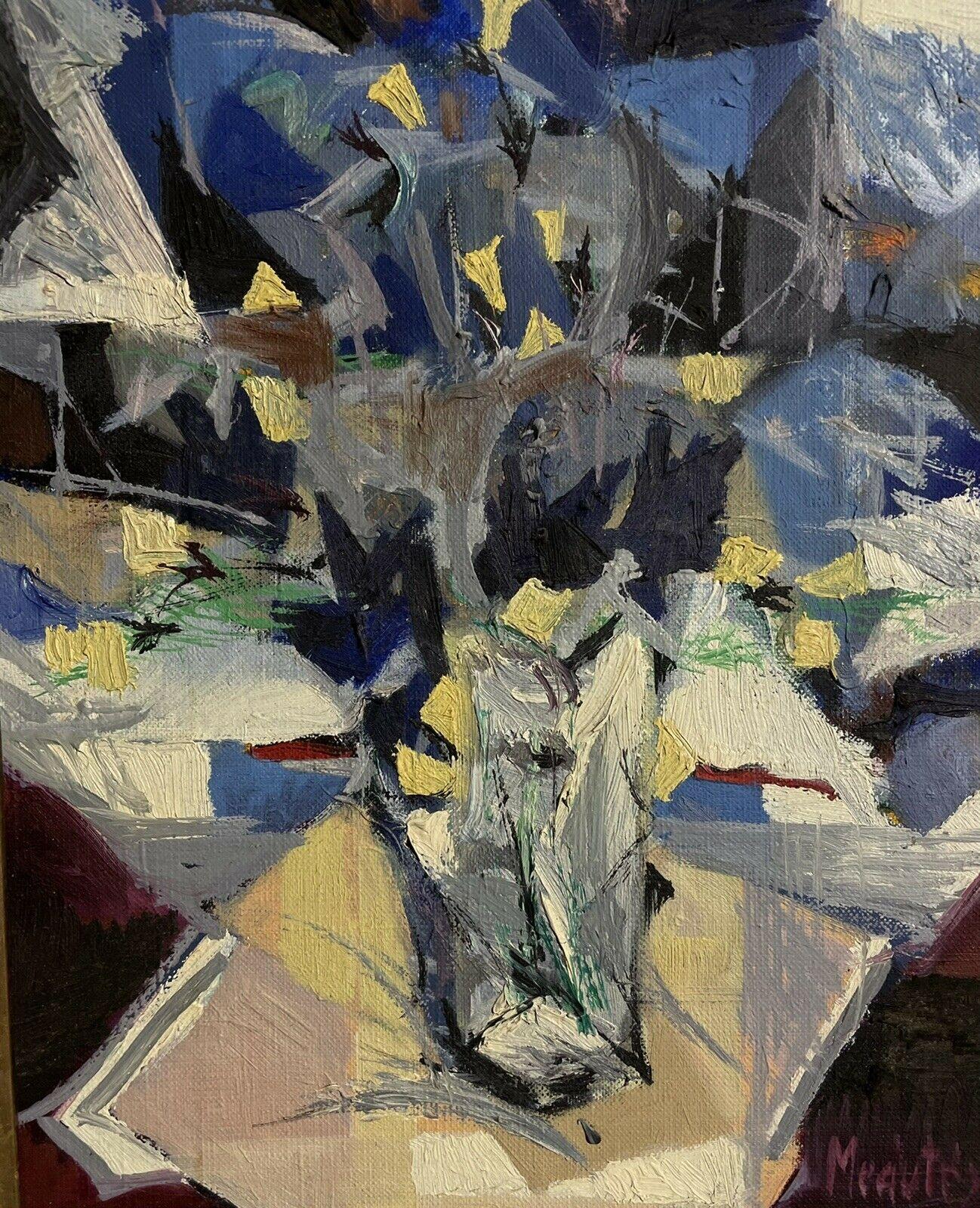 Artistics/ School : Artiste cubiste/ abstrait français, signé, circa 1970's

Titre : Fleurs bleues et blanches dans un vase

Médium : peinture à l'huile sur toile, encadrée

encadré : 20 x 17 pouces
peinture : 14 x 10.75 pouces

Collectional :